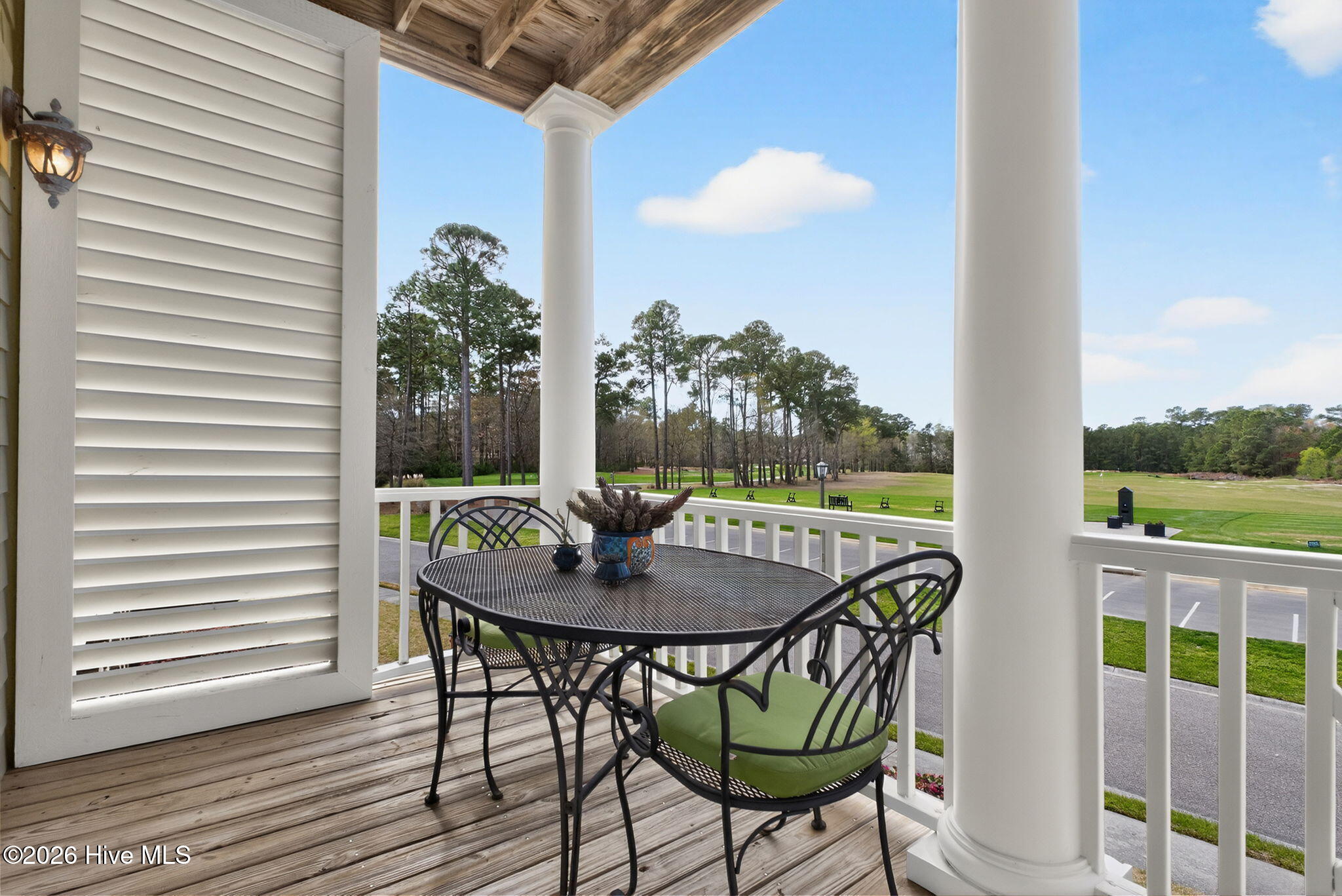 100561397 | Photo 31