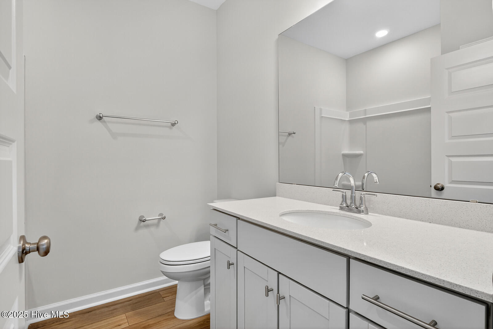 100559090 | Photo 26