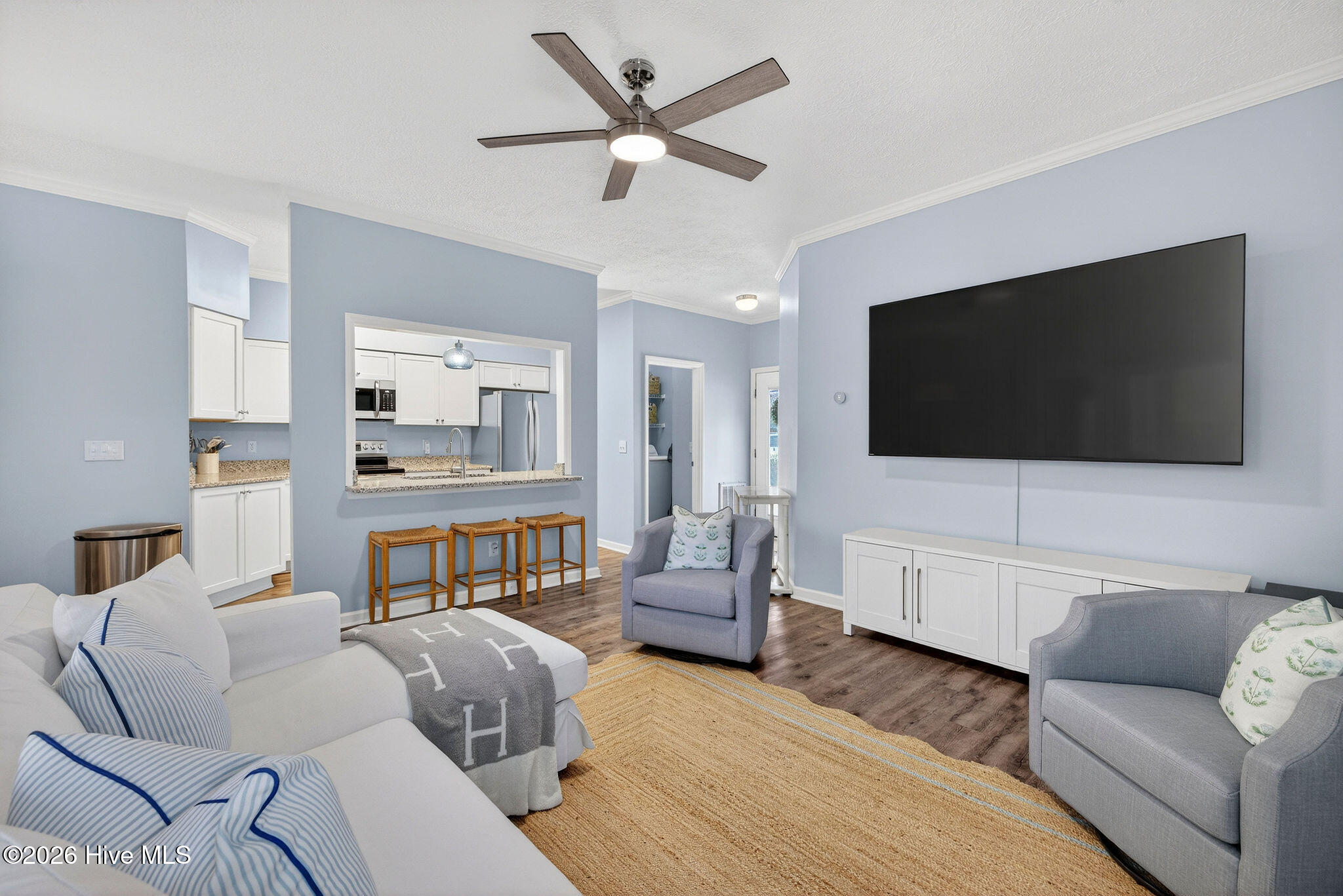 100562760 | Photo 22