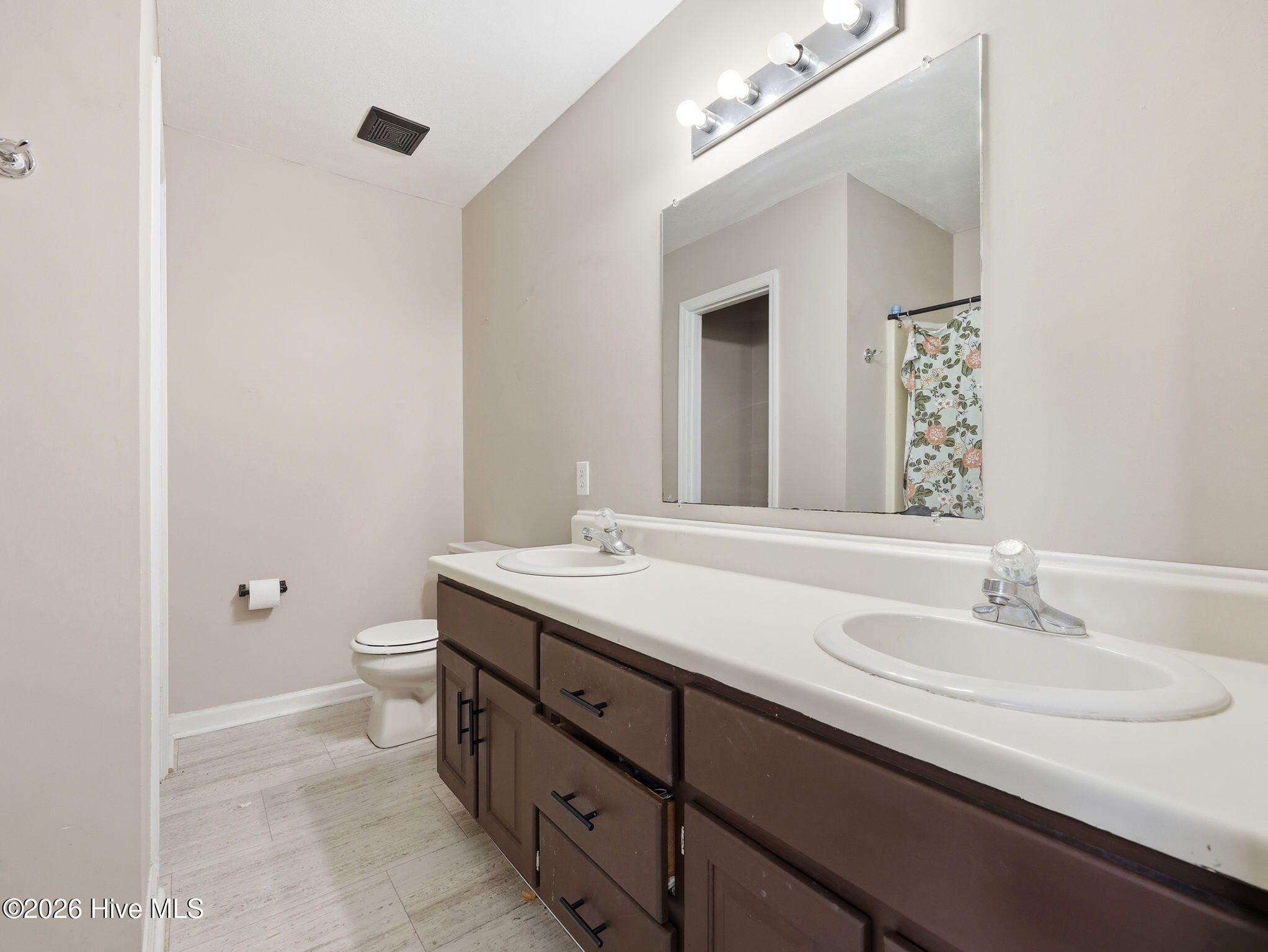 103 Granite Court,Jacksonville