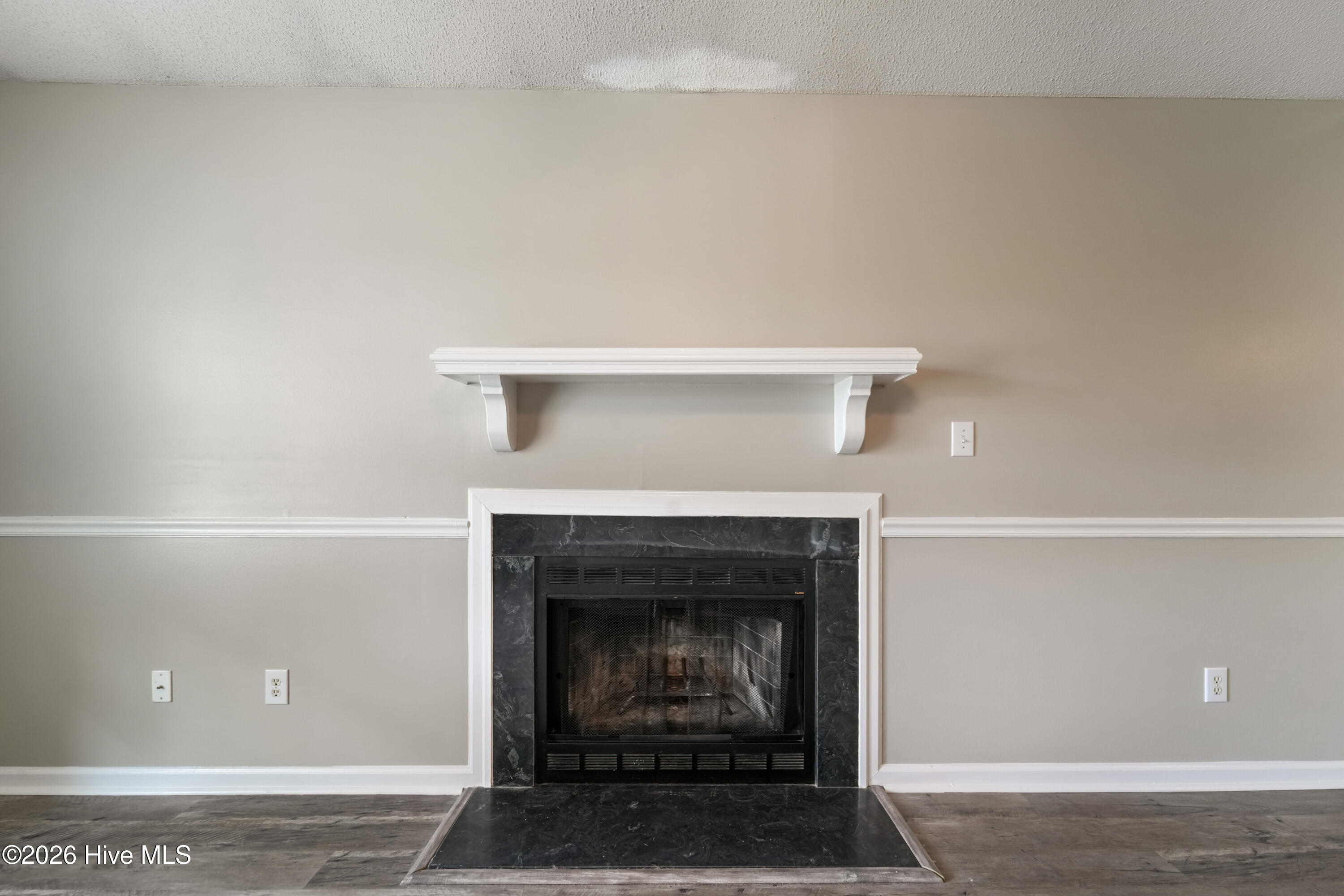 100561681 | Photo 13