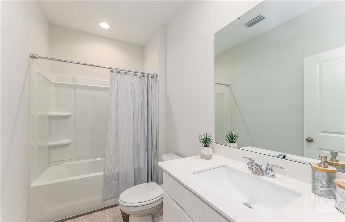 Pictures, photographs, colors, features, and sizes are for illustration purposes only and will vary from the homes as built.