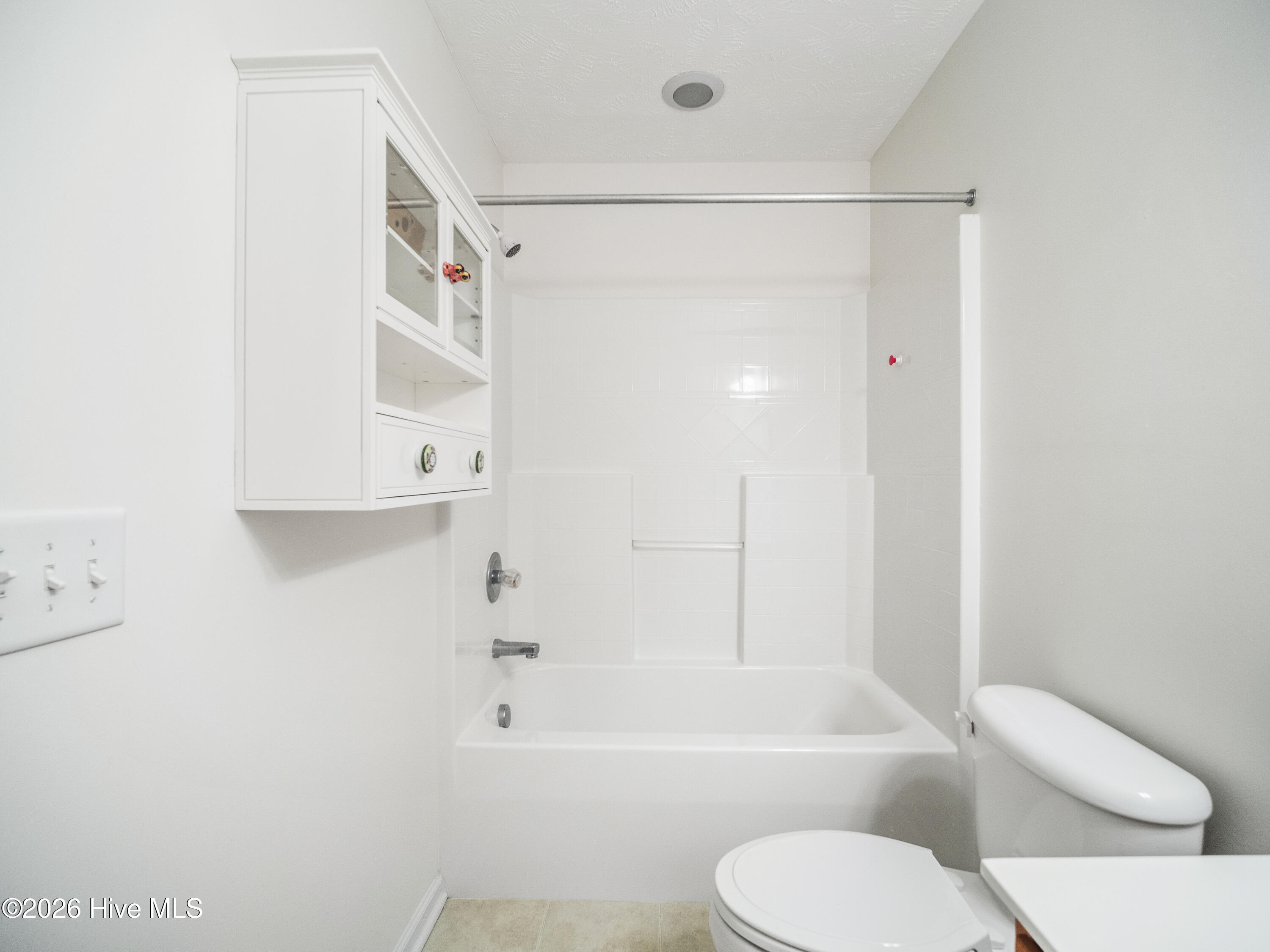 100570640 | Photo 41