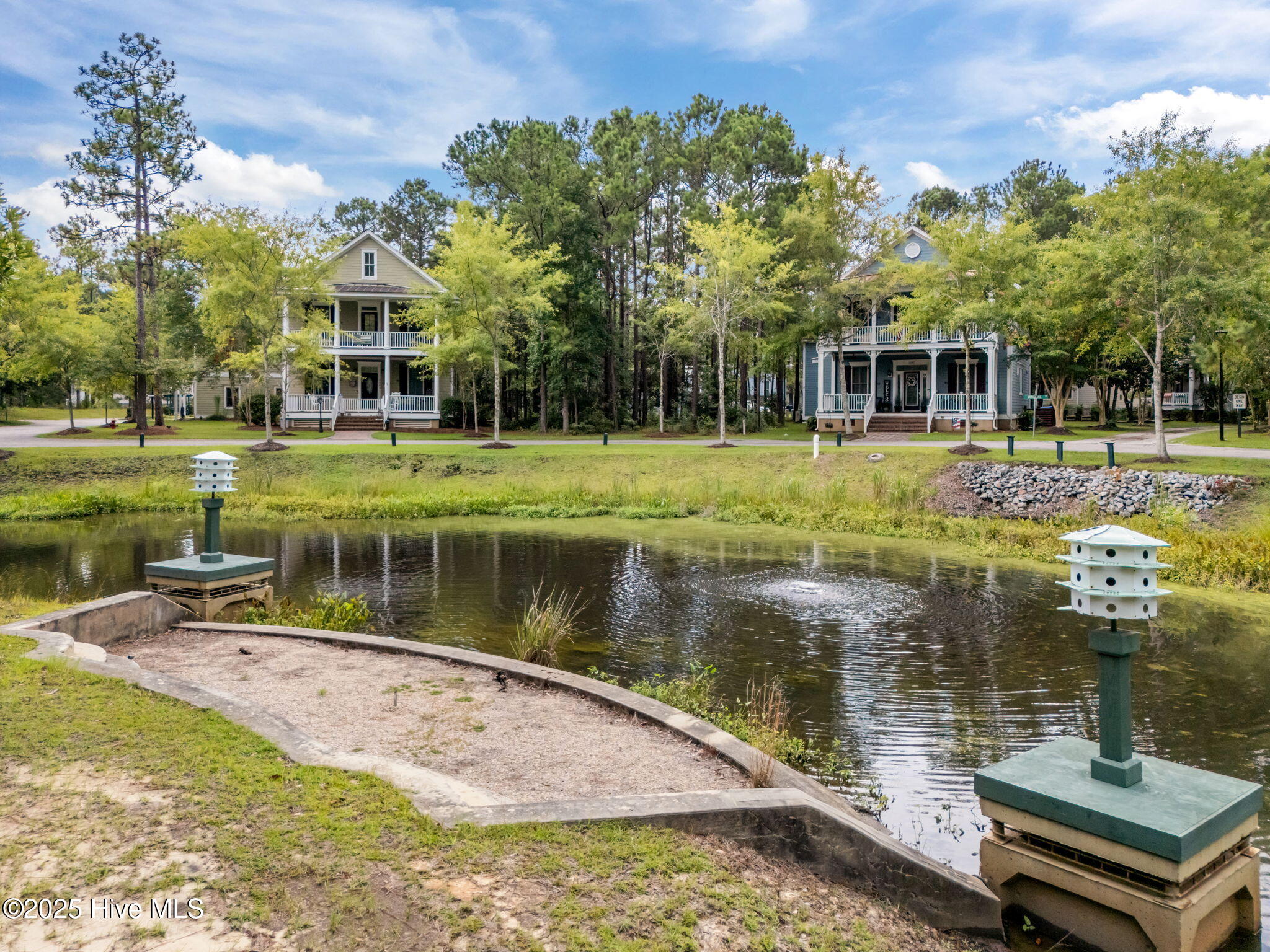 100524220 | Photo 47