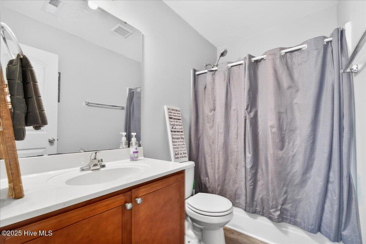 100537745 | Photo 27