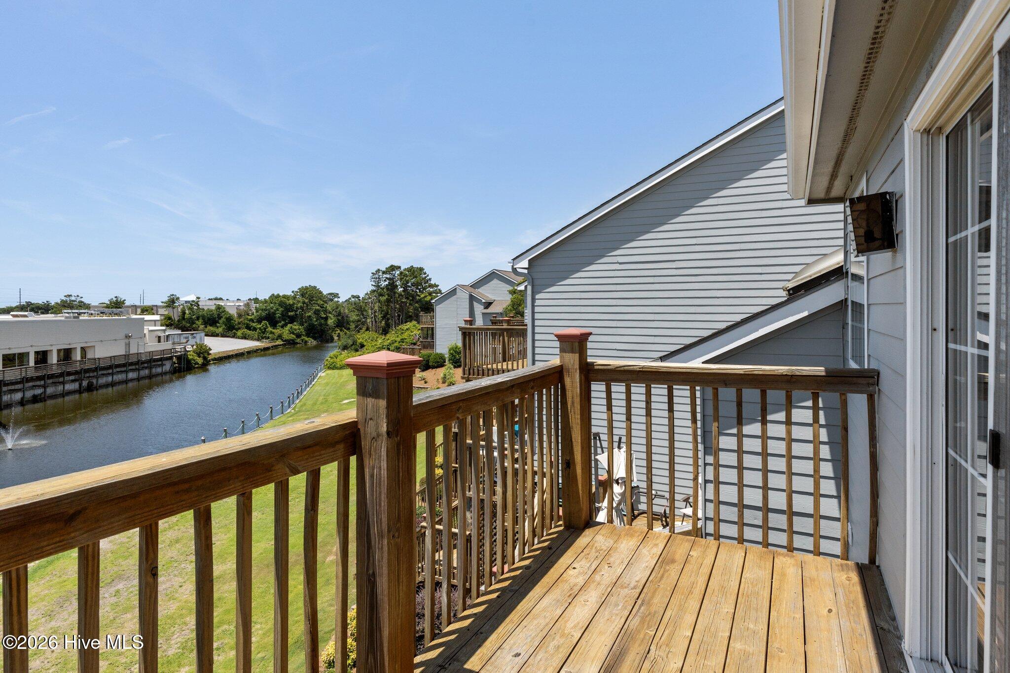 8711 Emerald Plantation Road 302,Emerald Isle
