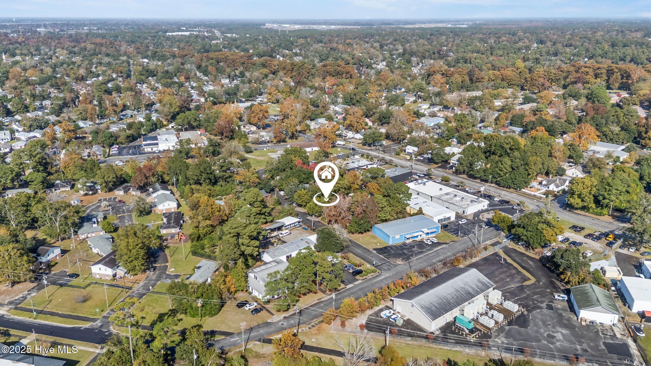 100551685 | Photo 37