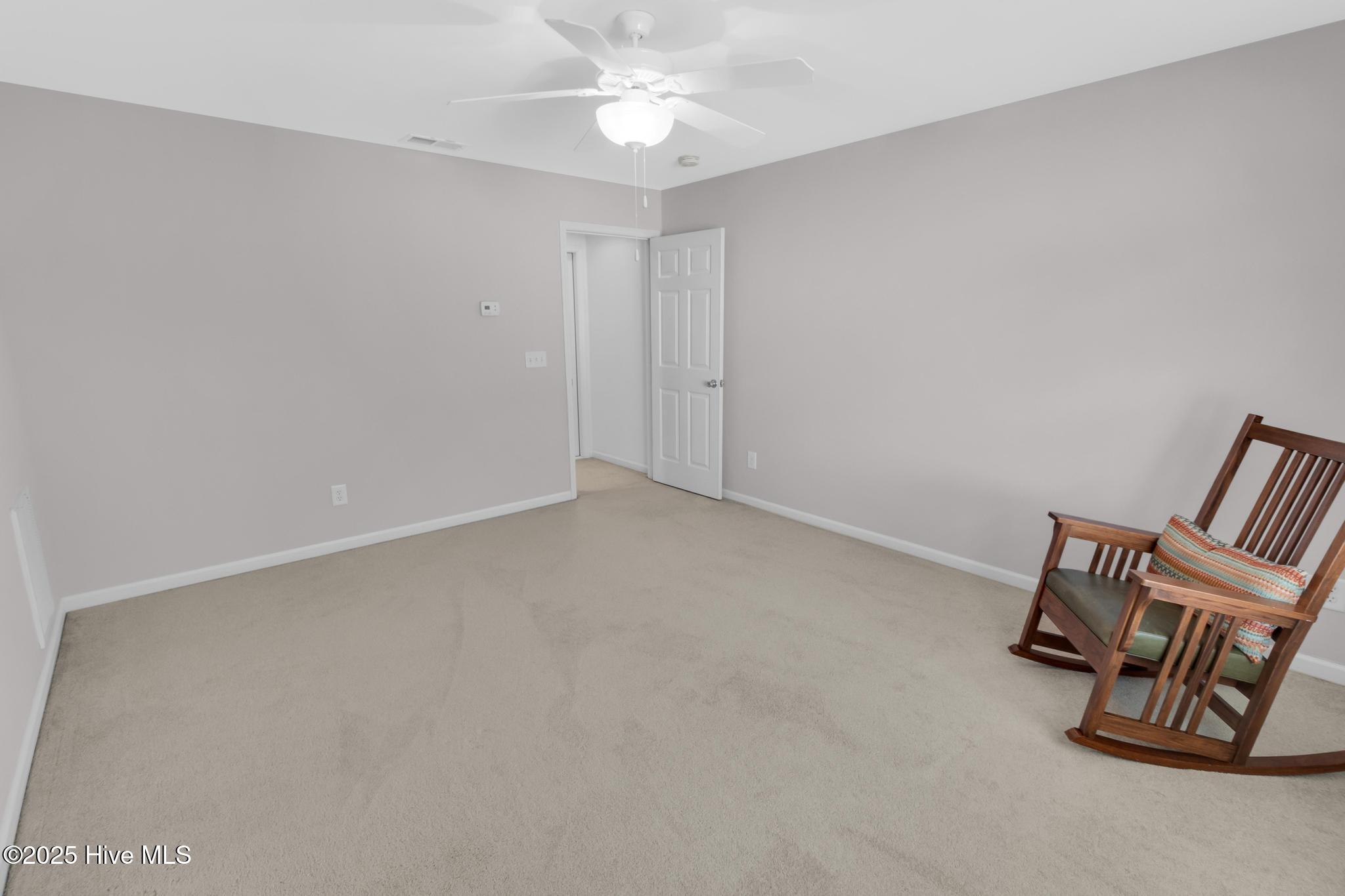 100532898 | Photo 35