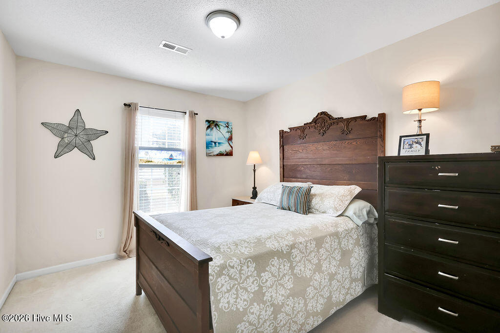 100550832 | Photo 28