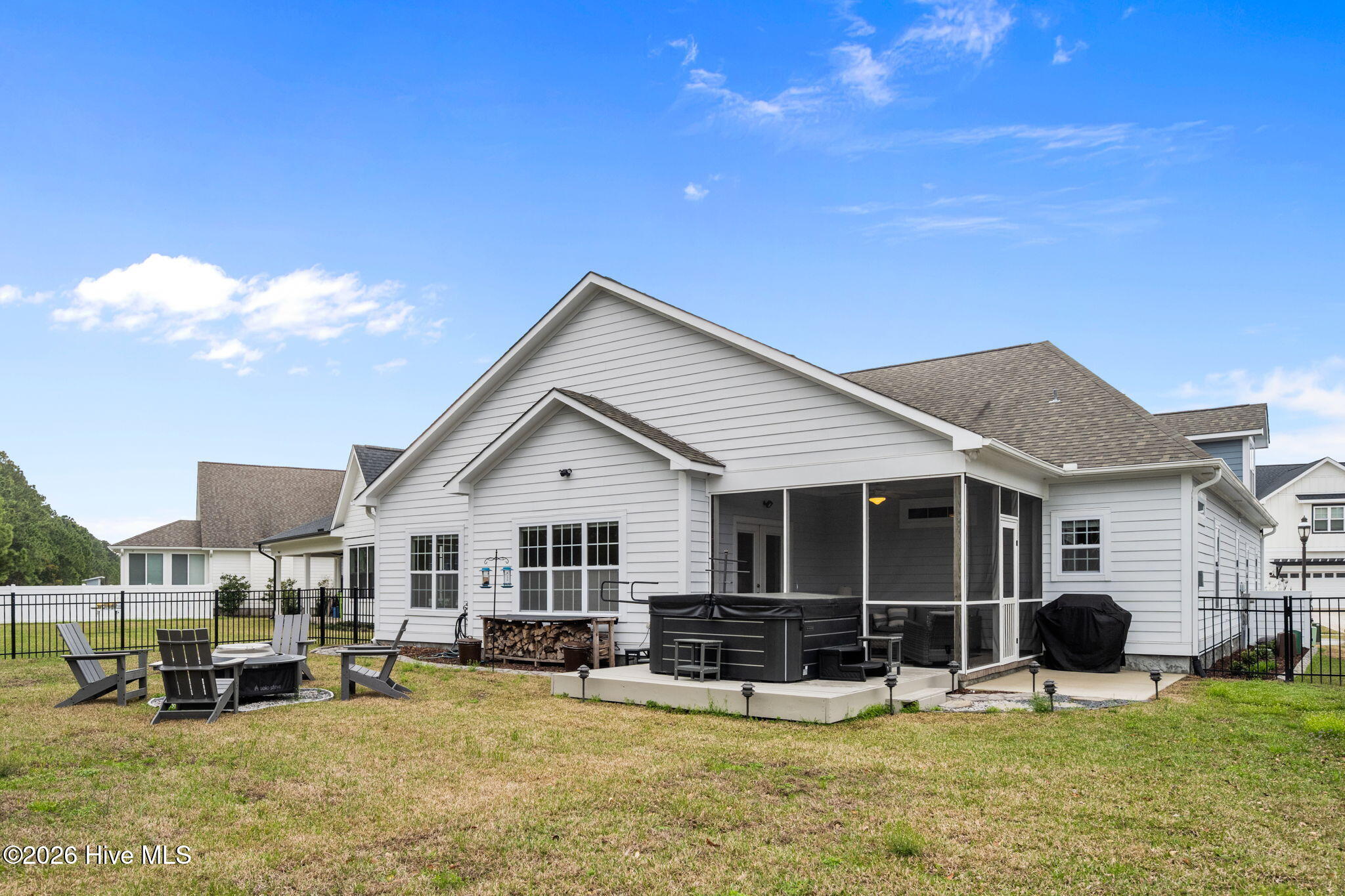 100557618 | Photo 29