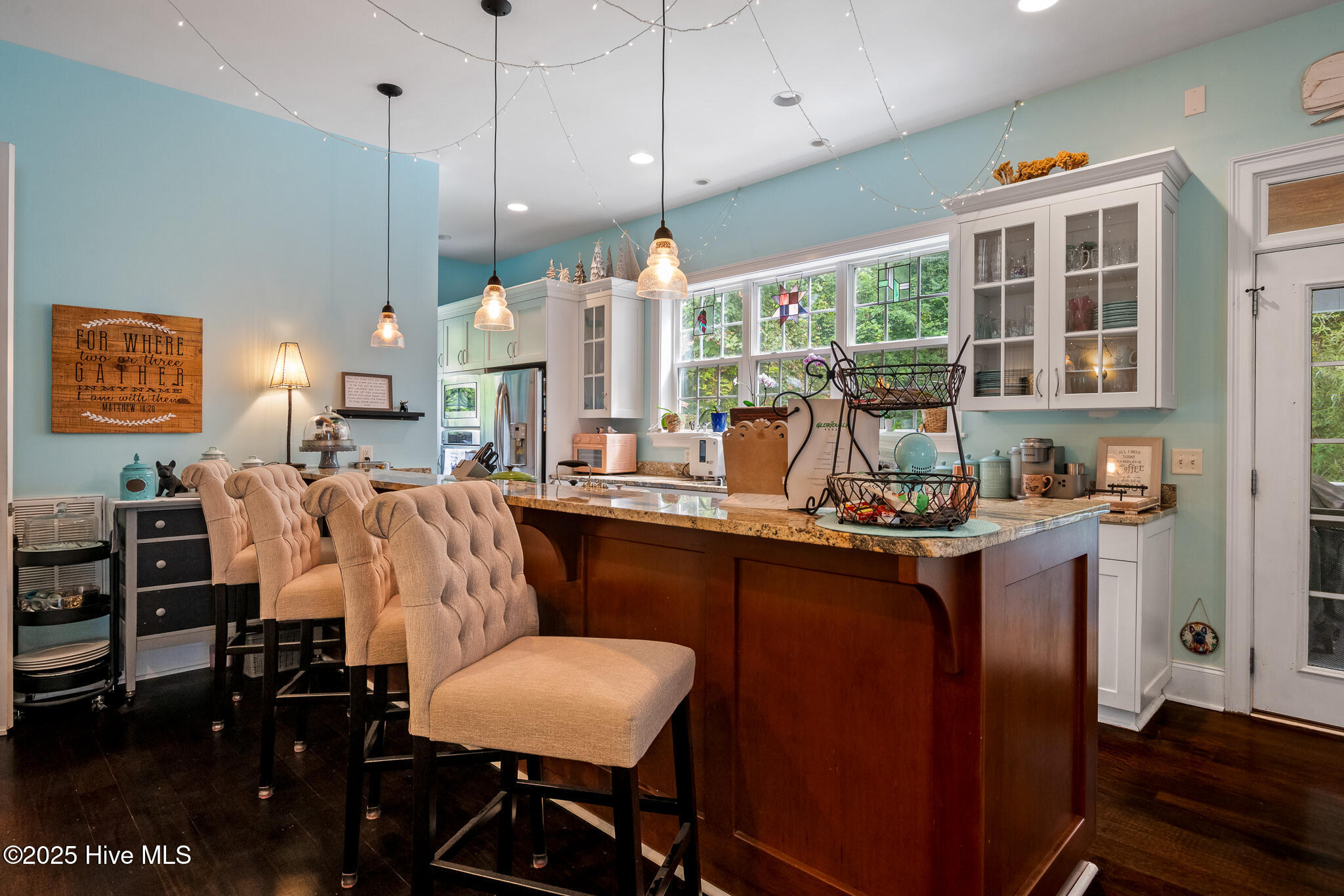 100532229 | Photo 10