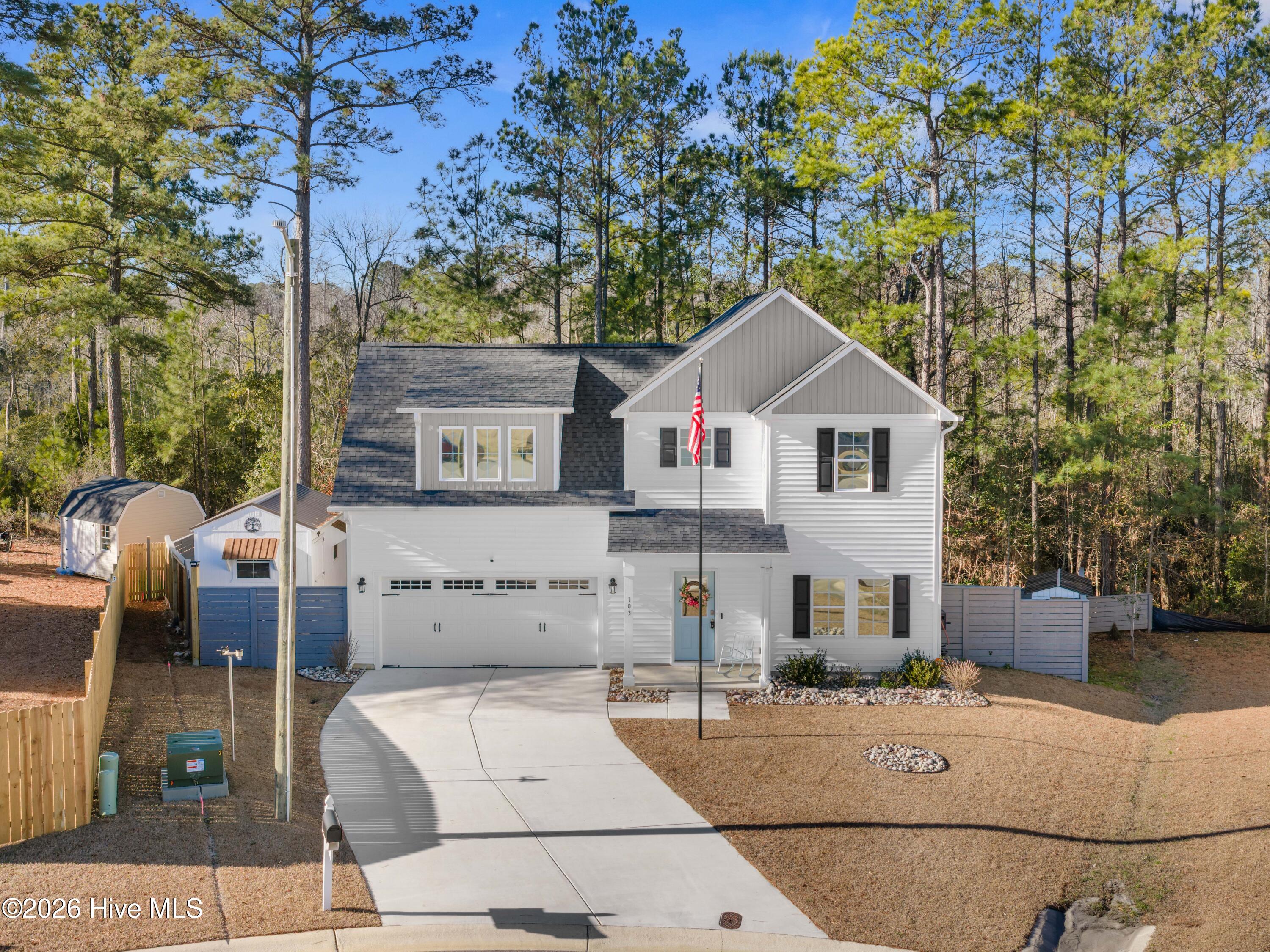 100549513 | Photo 61