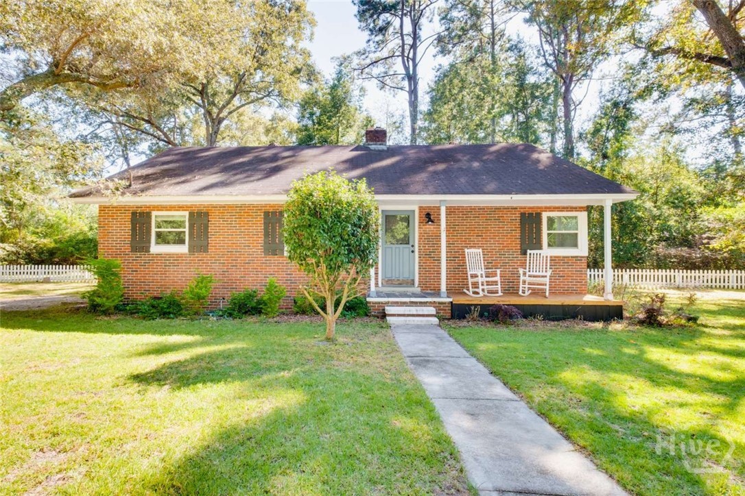 Photo 1 of Single family home for sale at 23 Dolan Dr, Savannah, GA 31406 | MLS# SA364940 | Listing updated on 2026-09-19