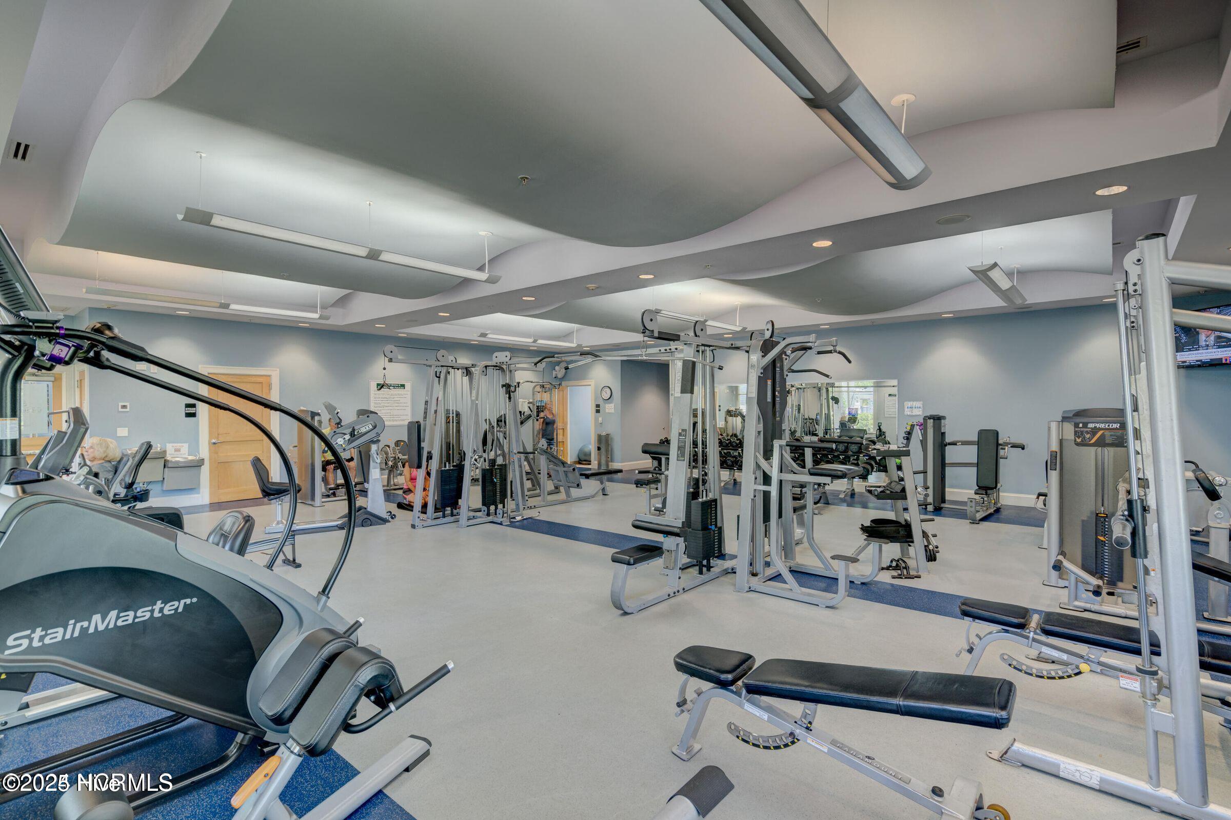 100527898 | Photo 89