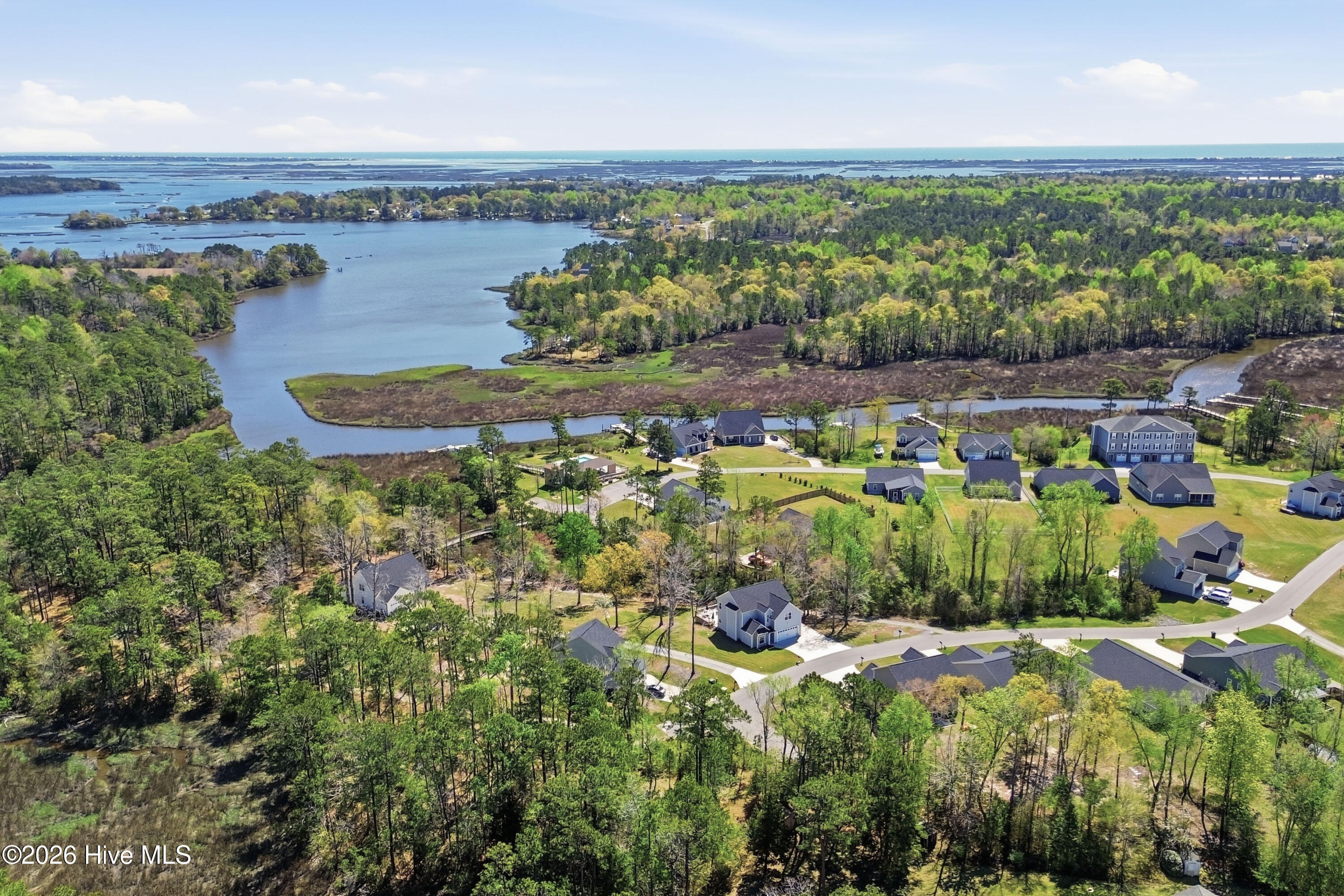 100563821 | Photo 11