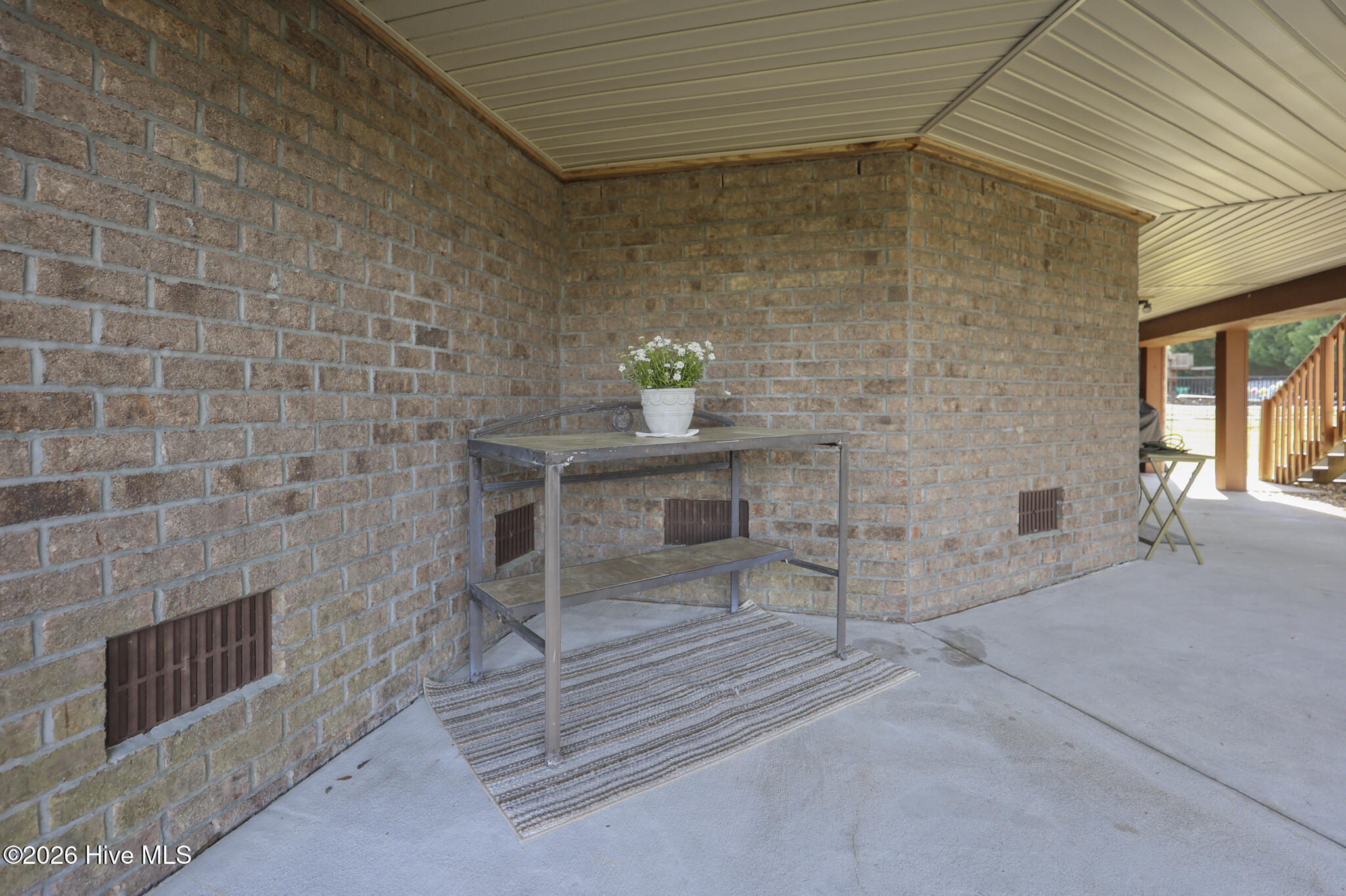 100564942 | Photo 62