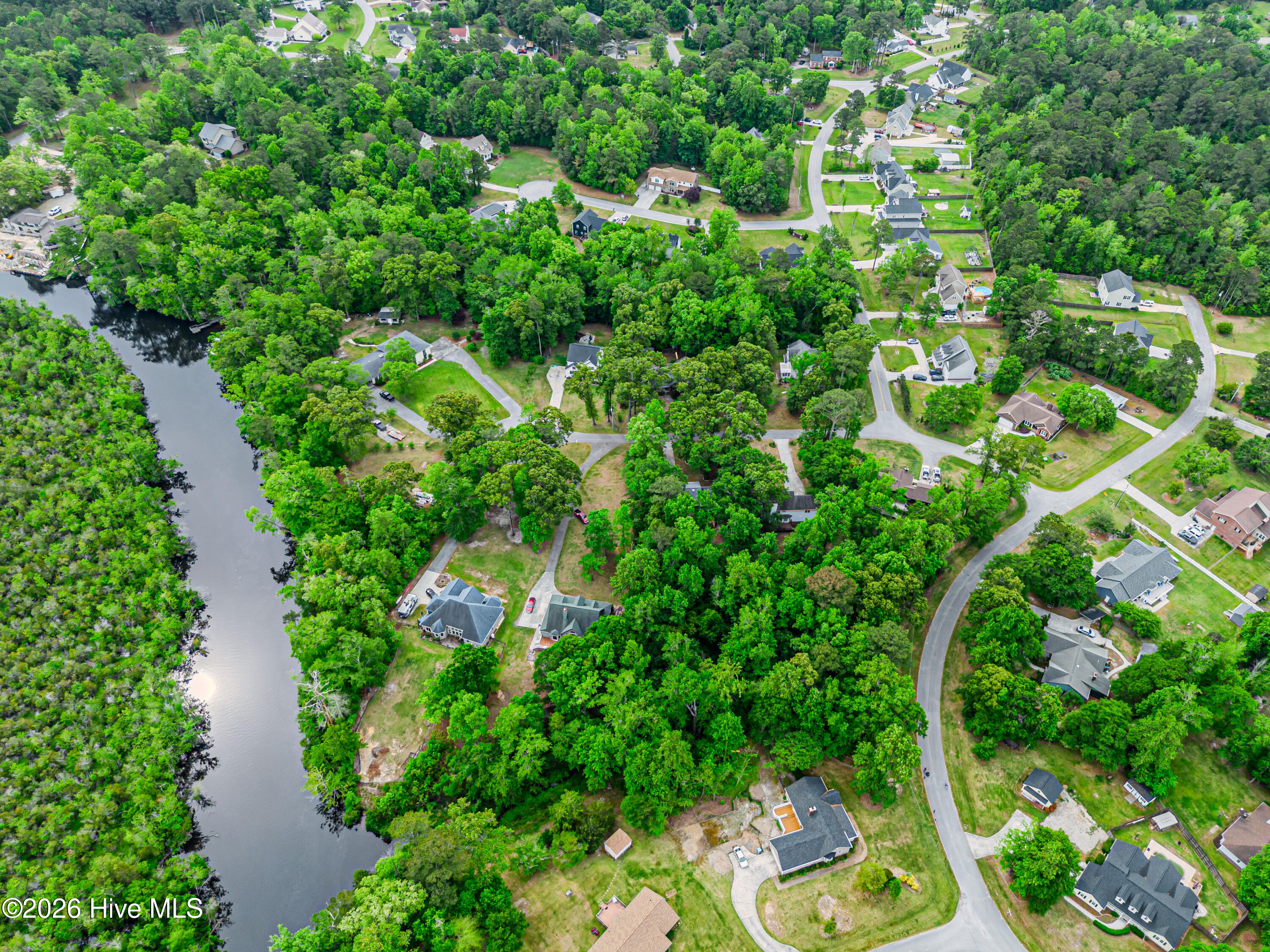 100568422 | Photo 66