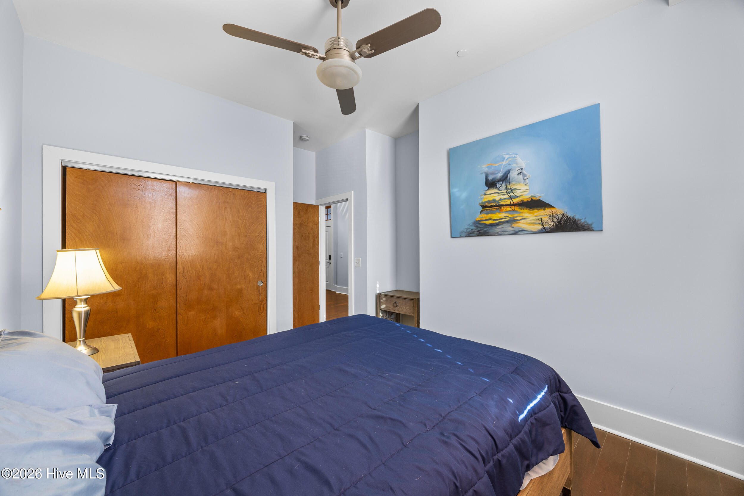 100562510 | Photo 14