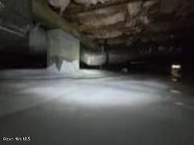 100533907 | Photo 48