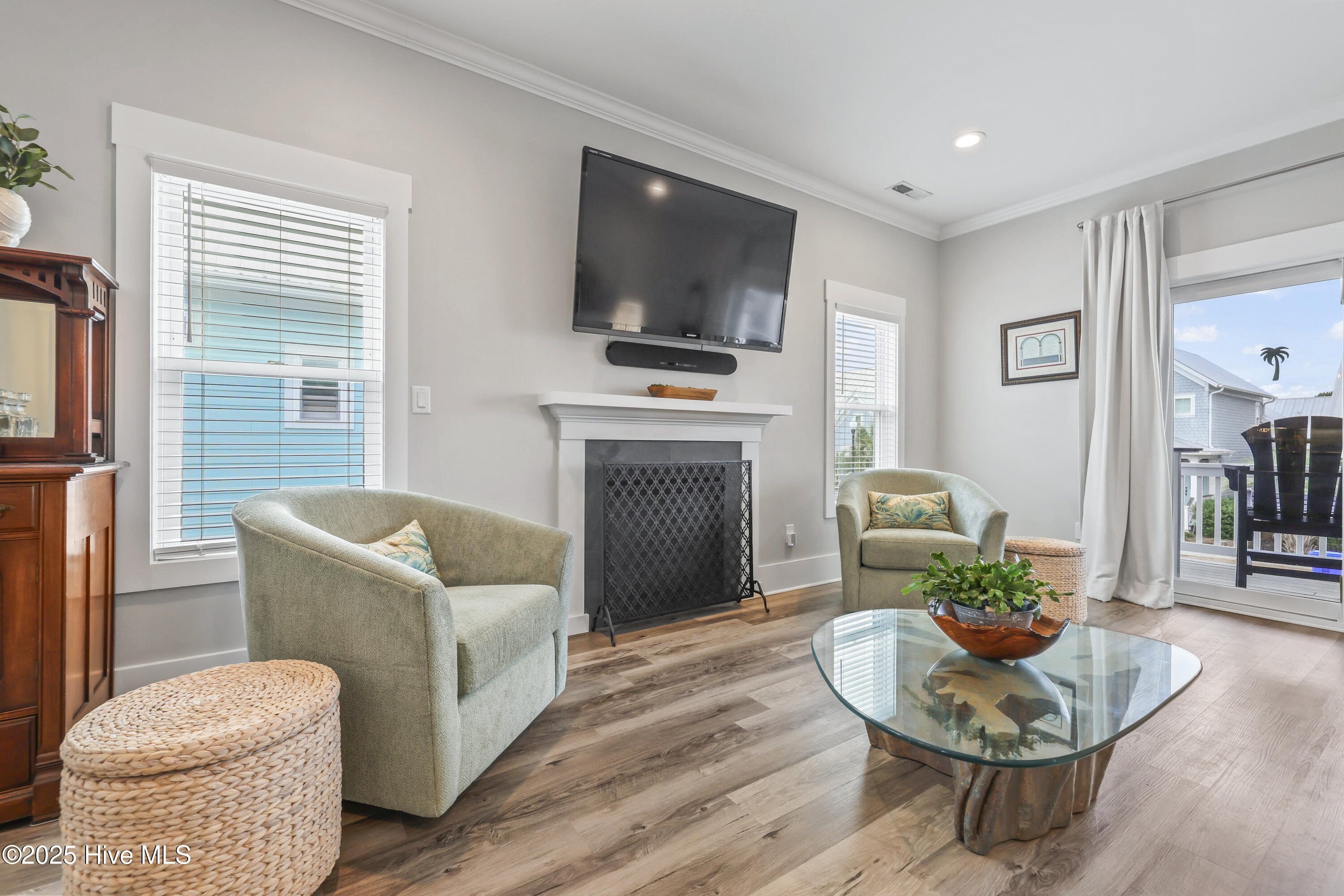 100536378 | Photo 12