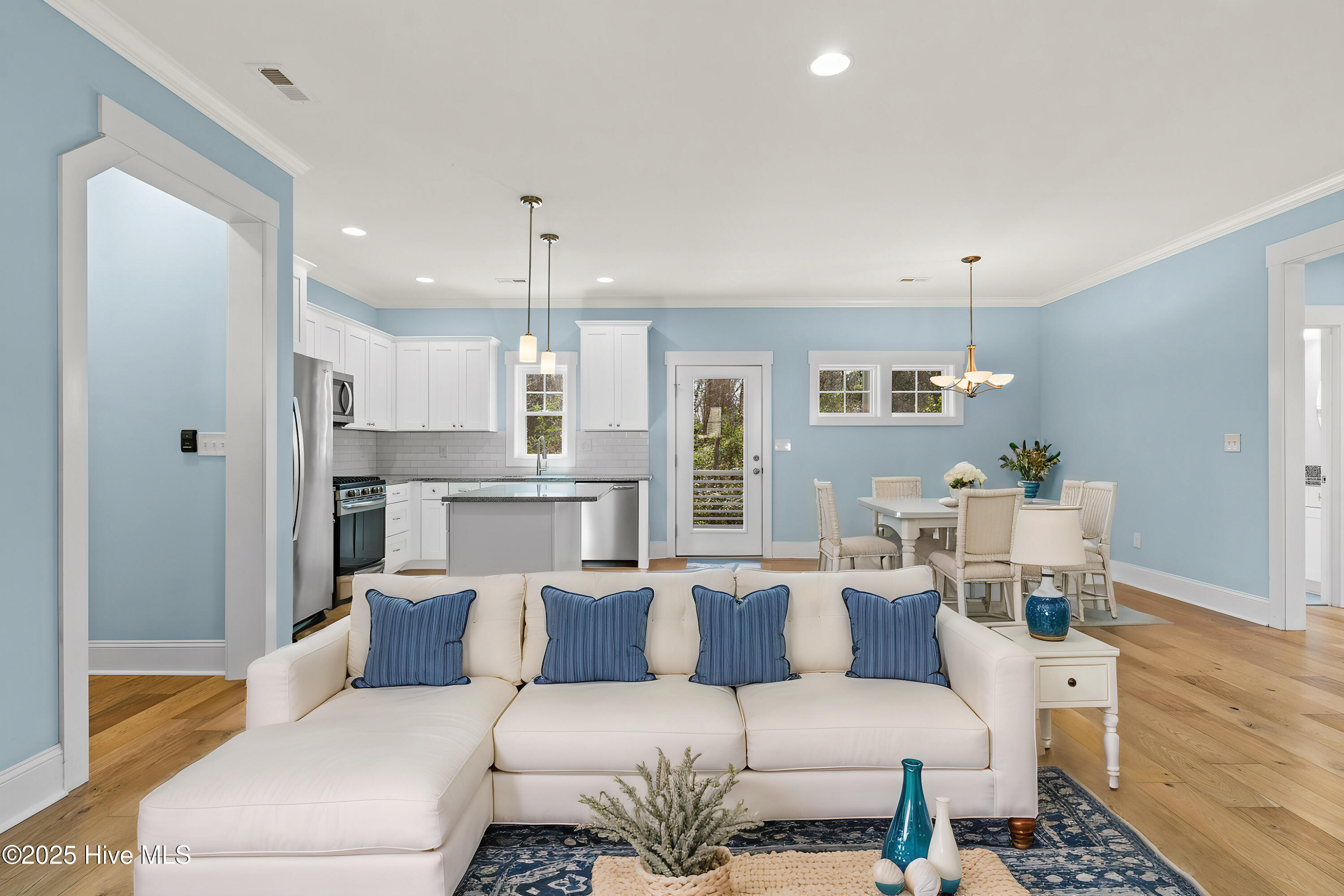 100529513 | Photo 12