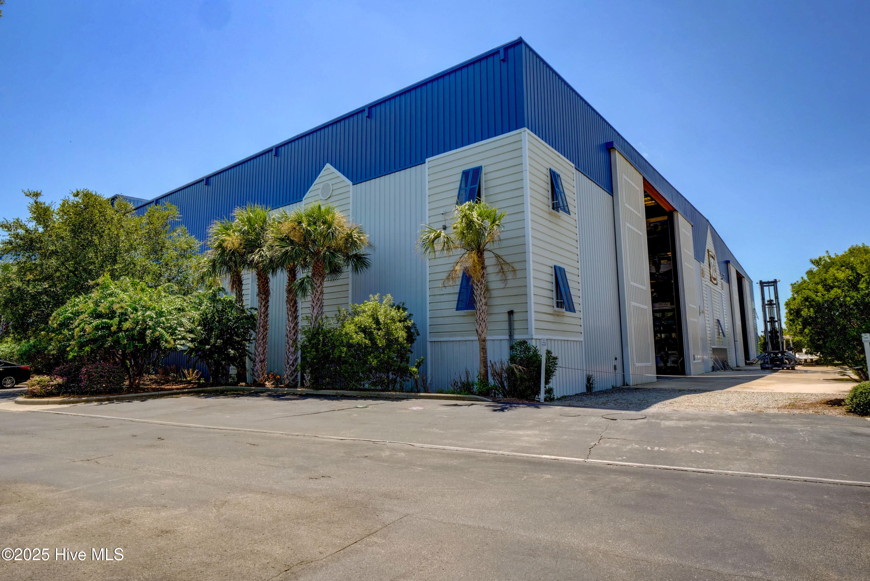 100511674 | Photo 80