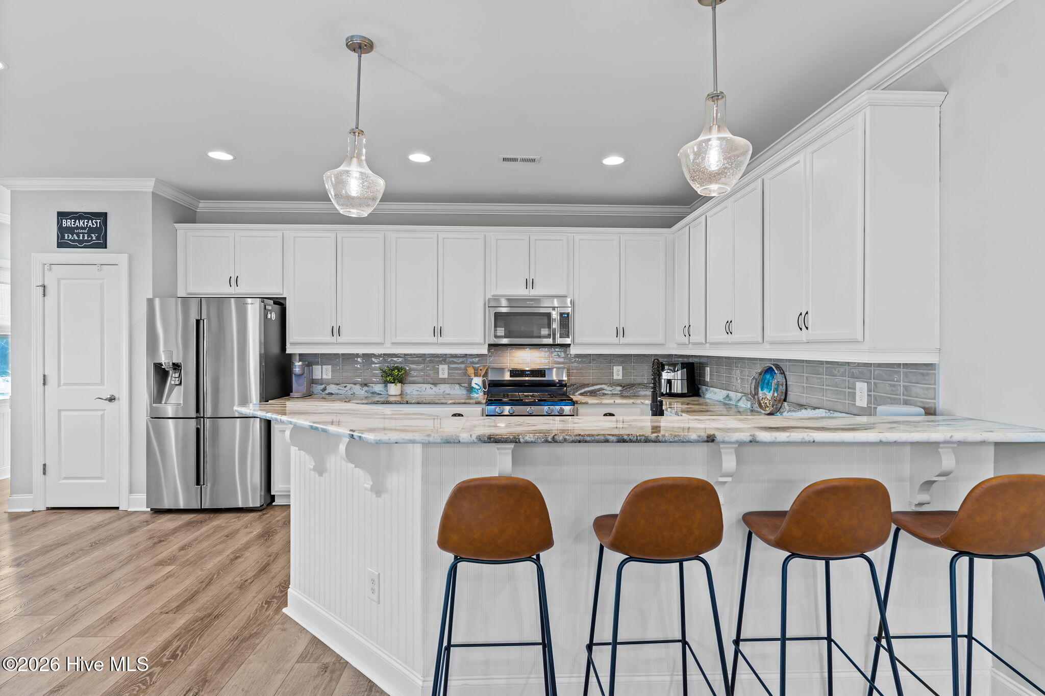 100547580 | Photo 16