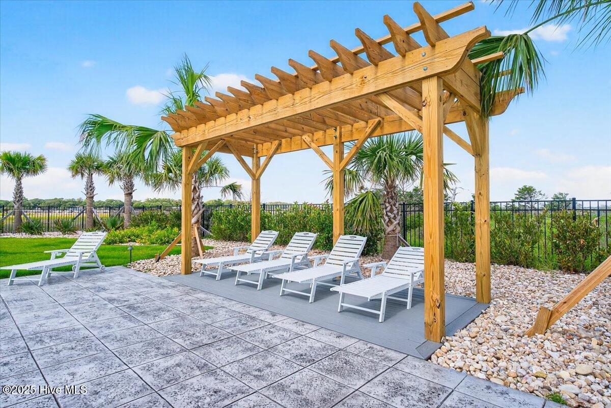 100527813 | Photo 50