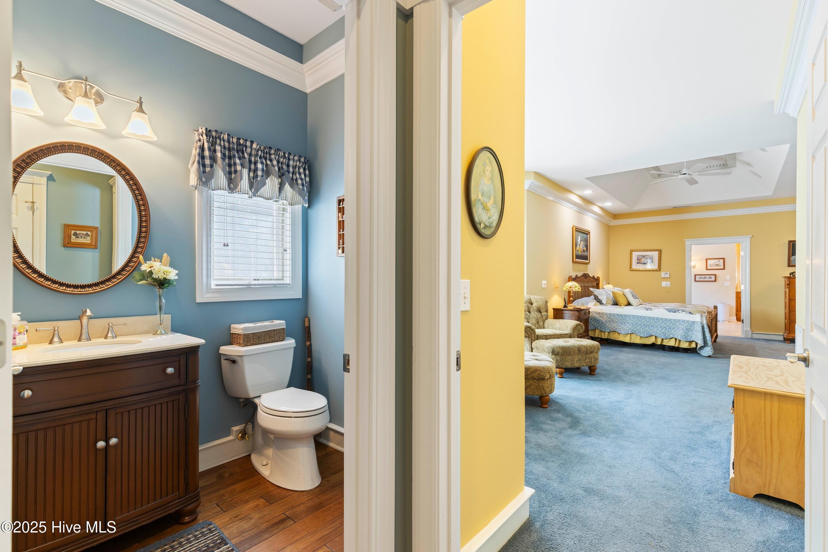 100539115 | Photo 45