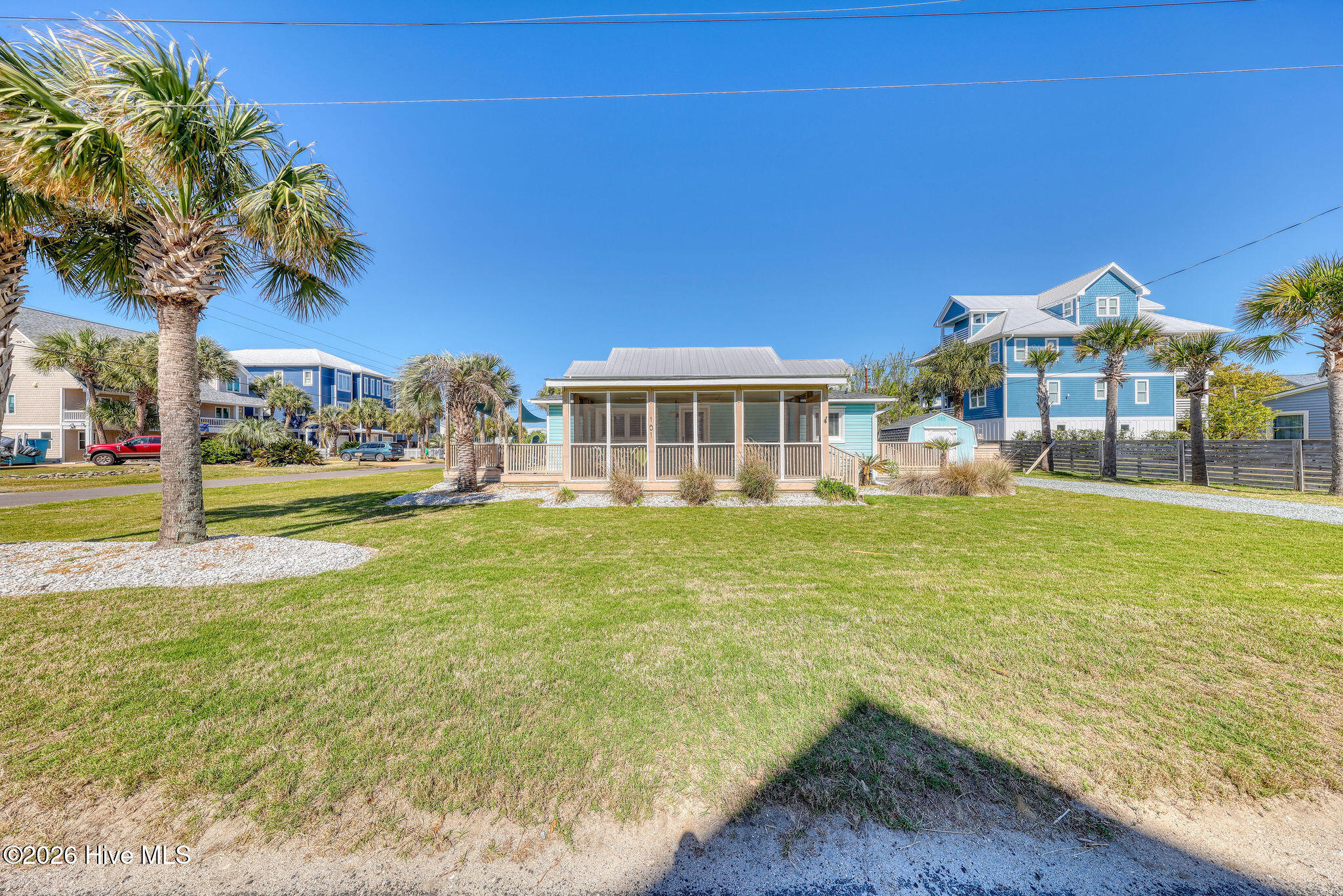 100566548 | Photo 43