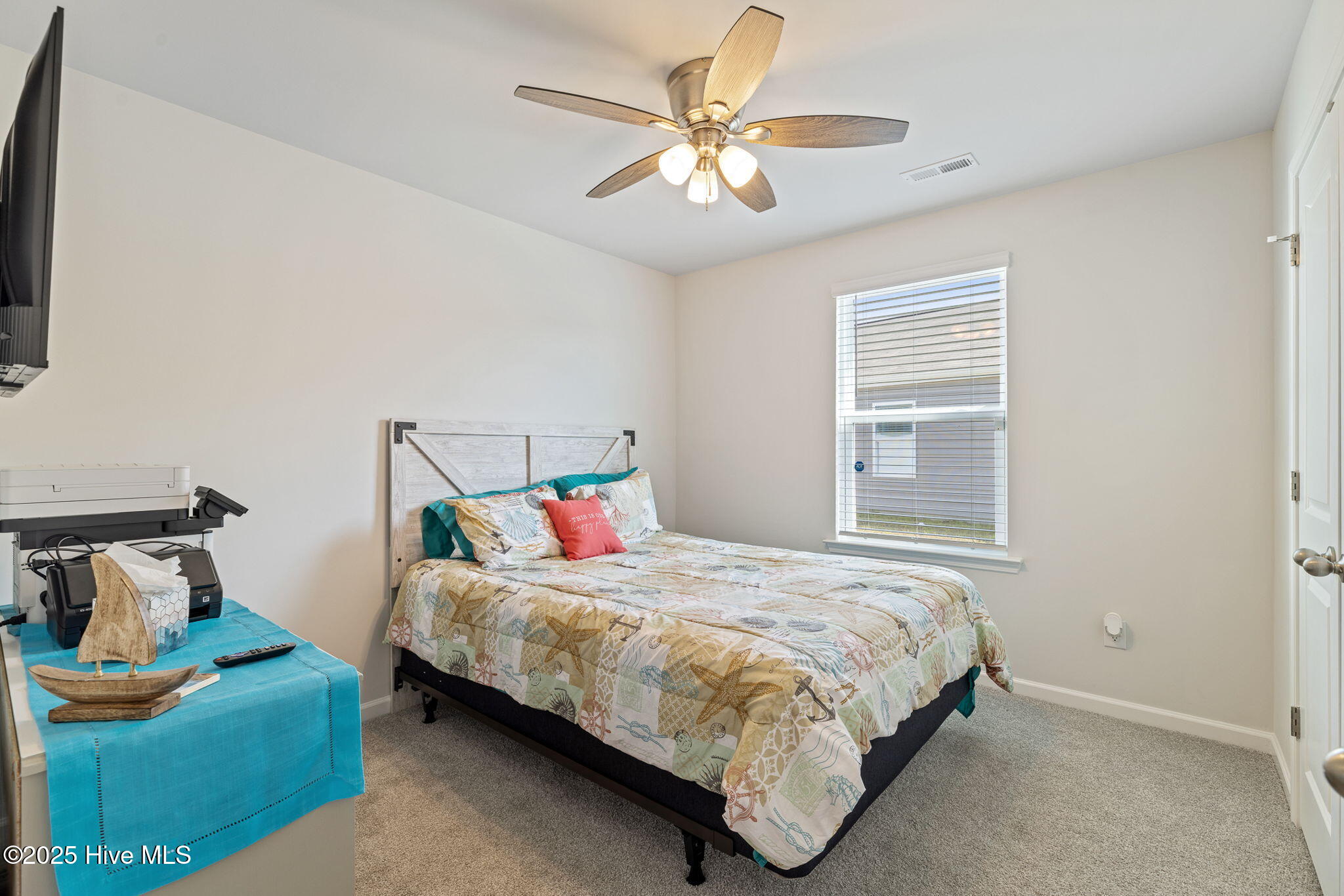 100531495 | Photo 23