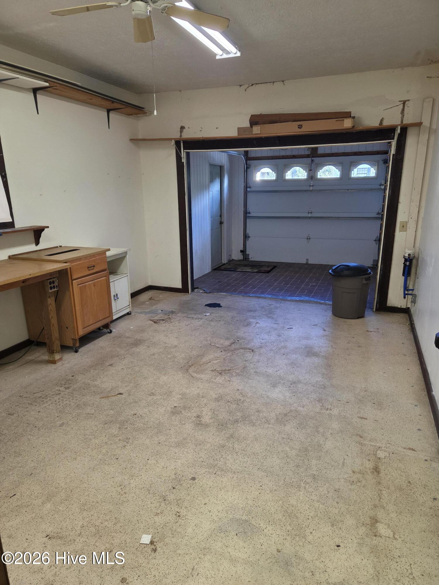 100568652 | Photo 27