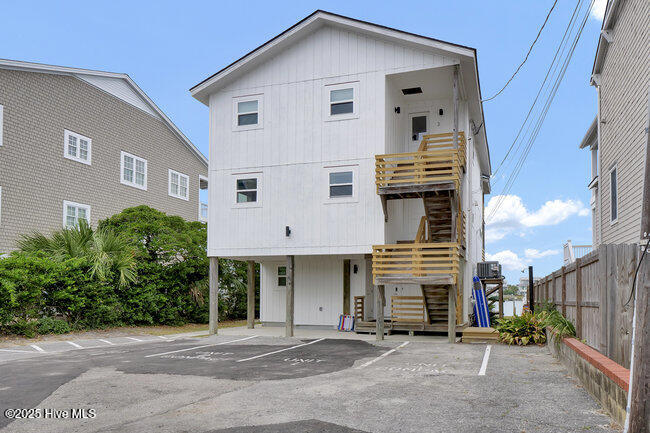 9 W Atlanta Street, Wrightsville Beach, NC, 28480