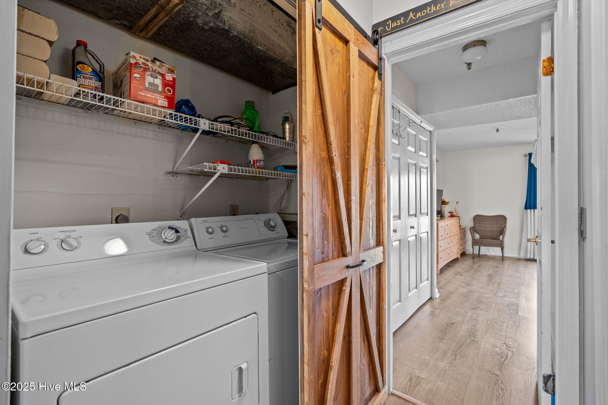 111 Florida Avenue UNIT Apt 3, Carolina Beach, NC, 28428