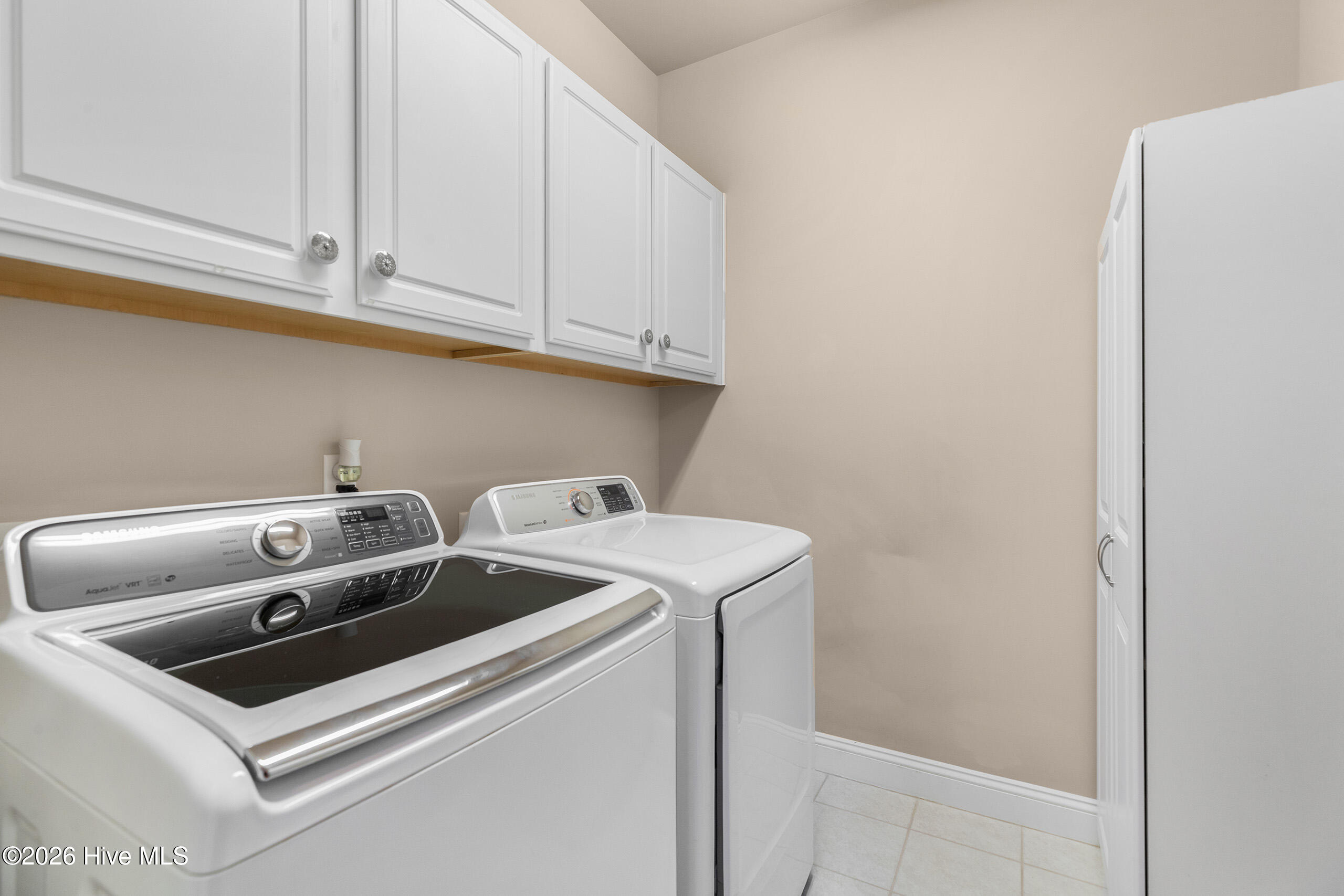 100567107 | Photo 32