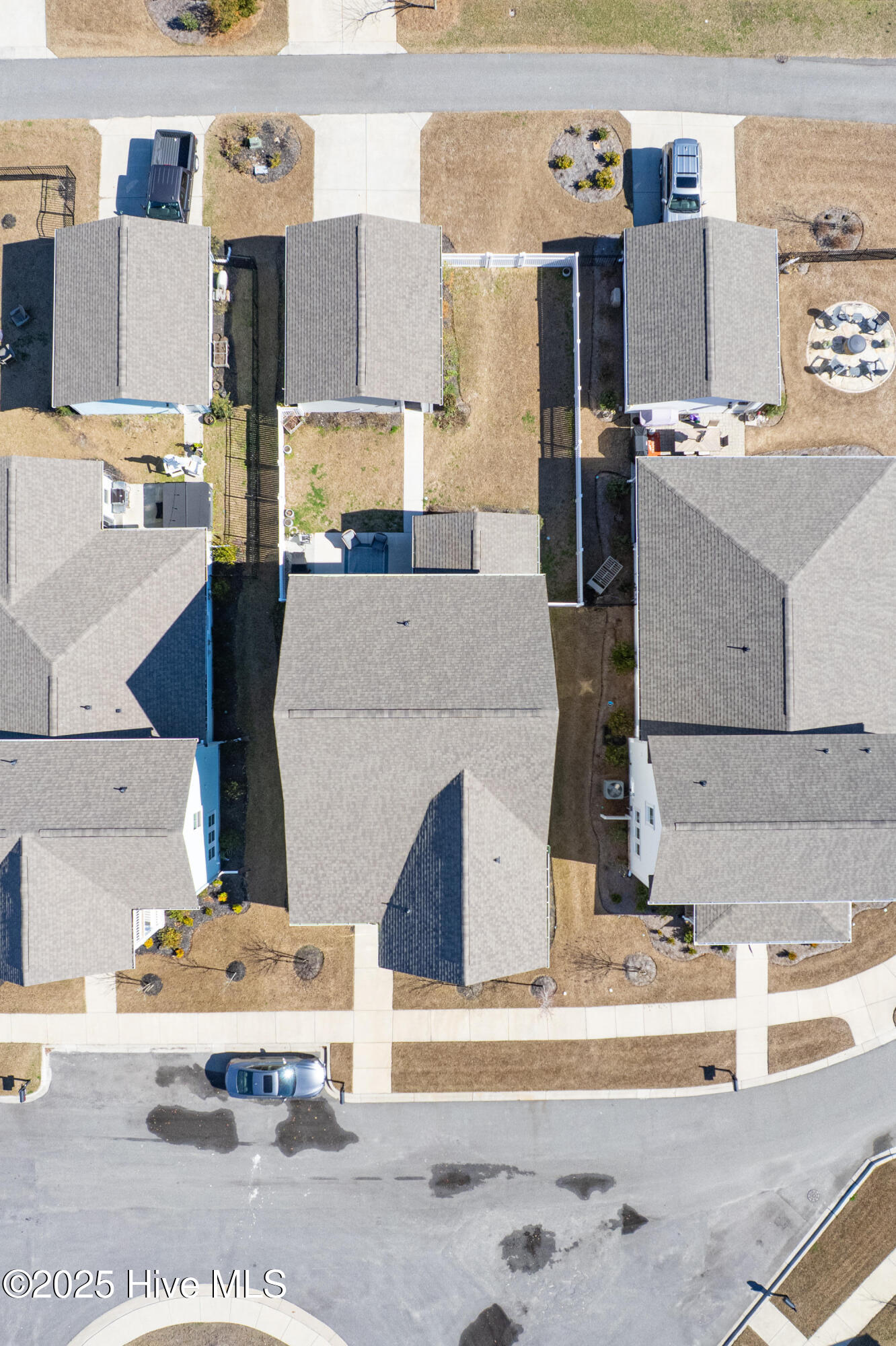 100489867 | Photo 43