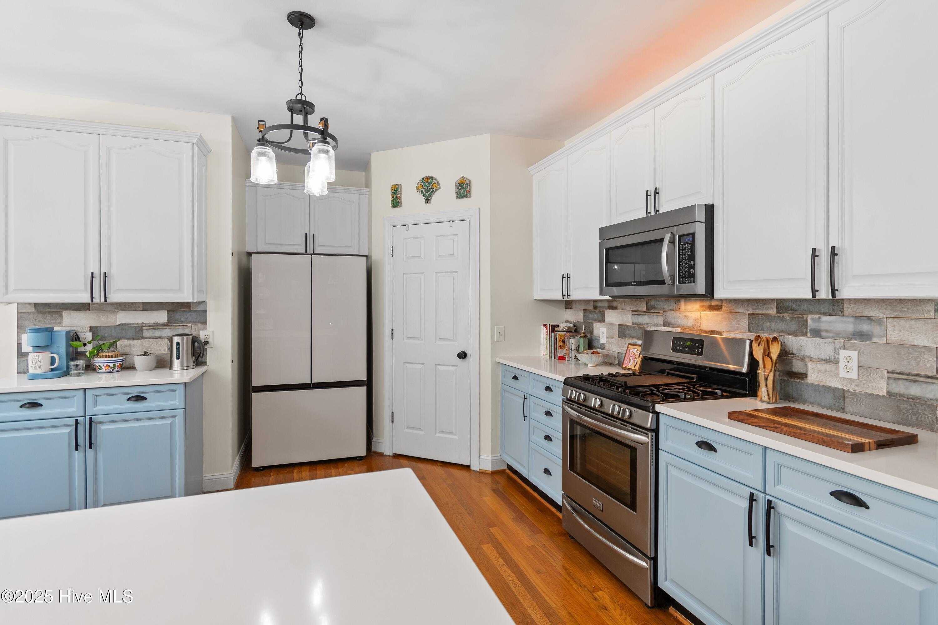 100522421 | Photo 17