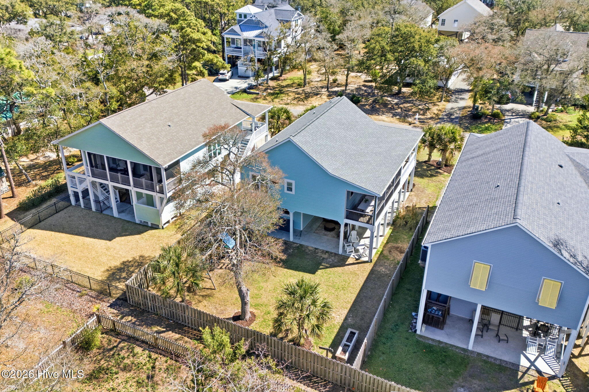 100561485 | Photo 48