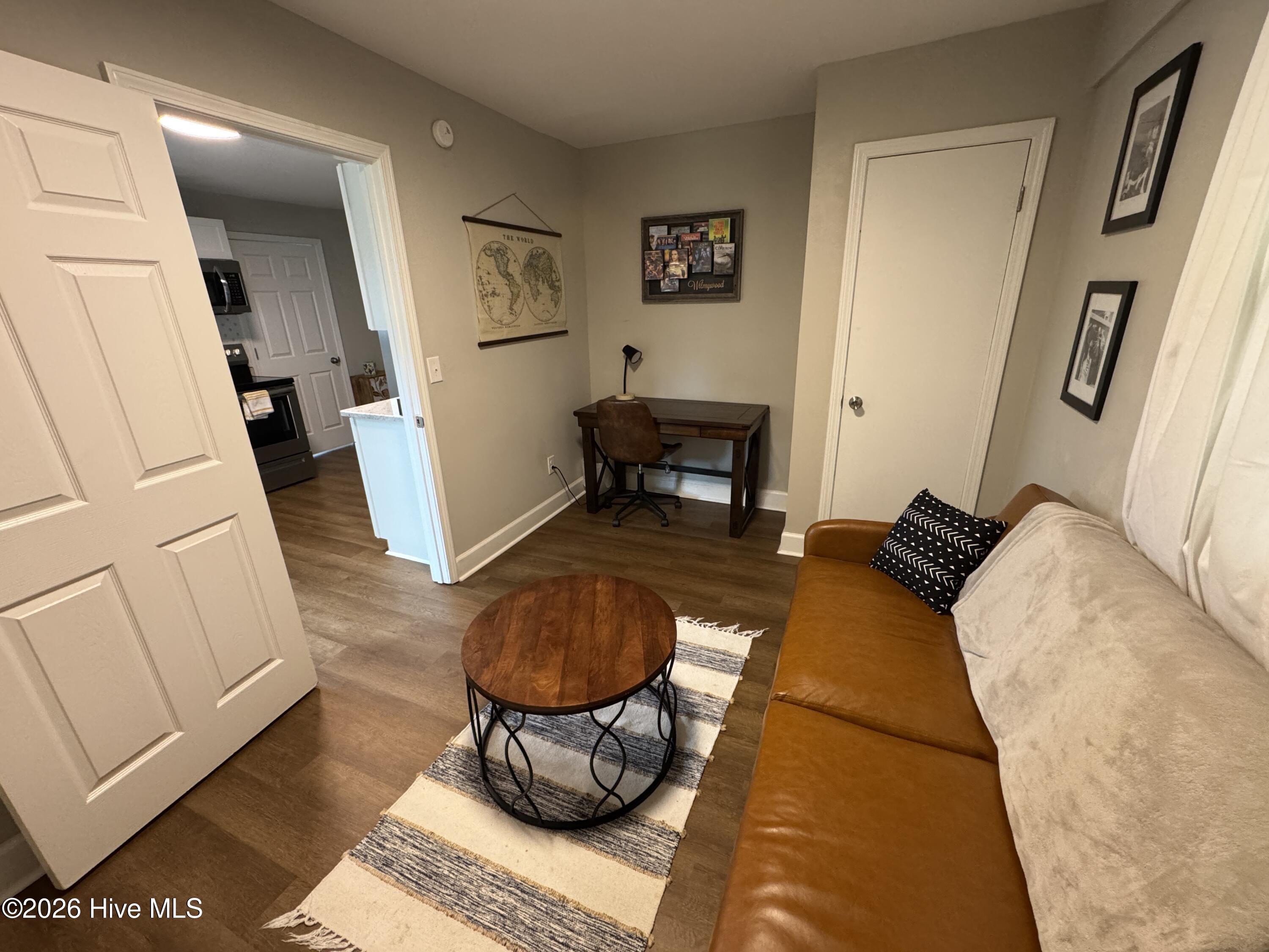 100552915 | Photo 21