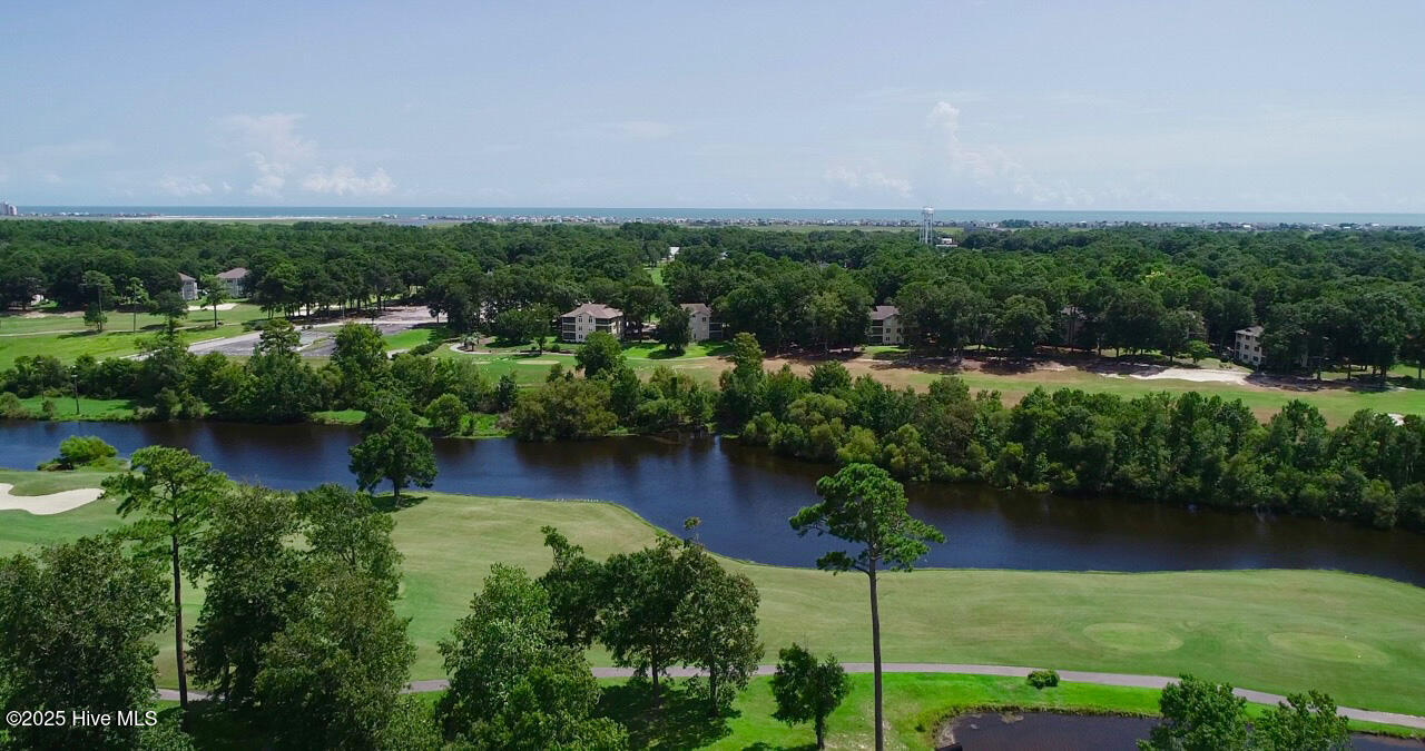 100524697 | Photo 56