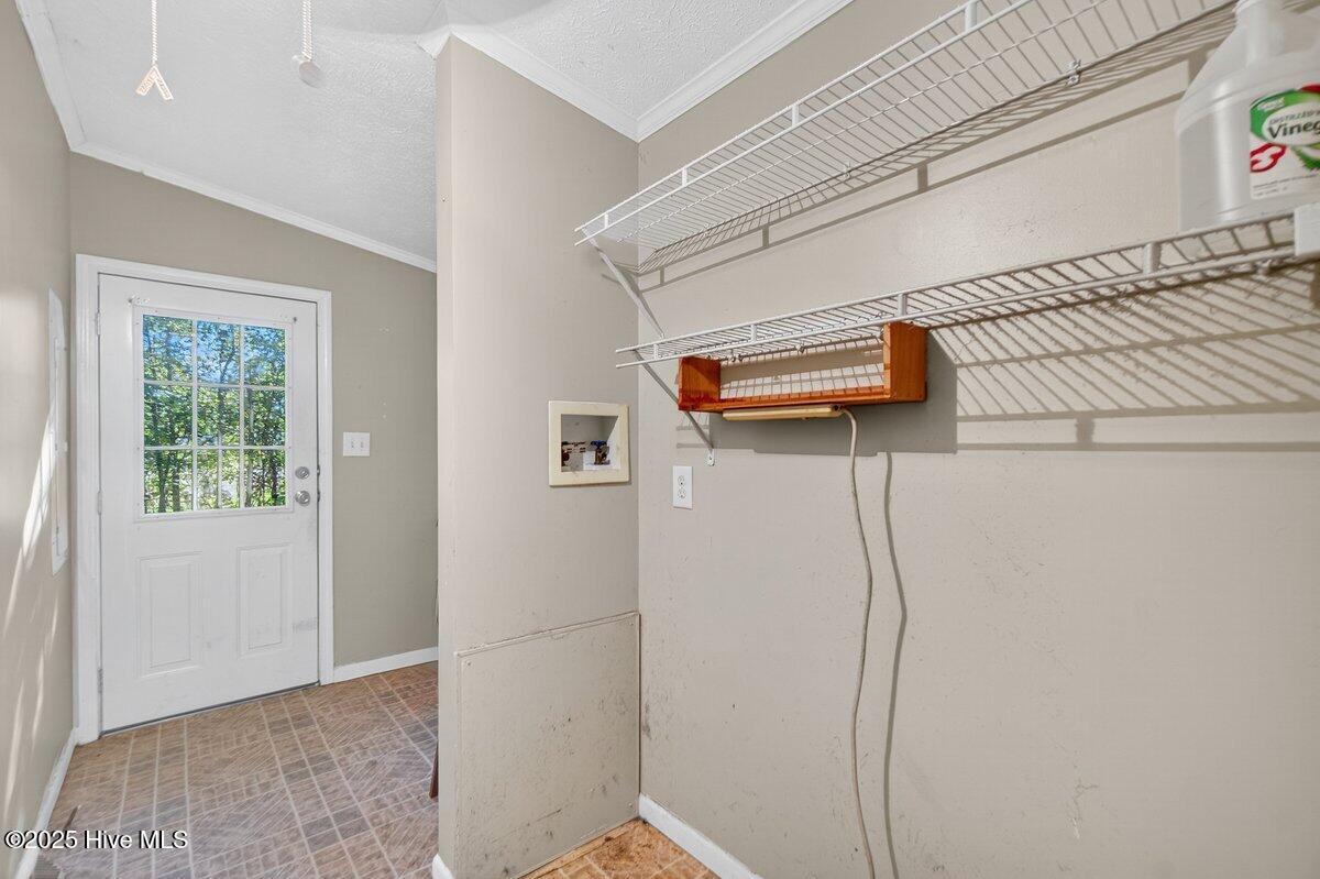 100539817 | Photo 23