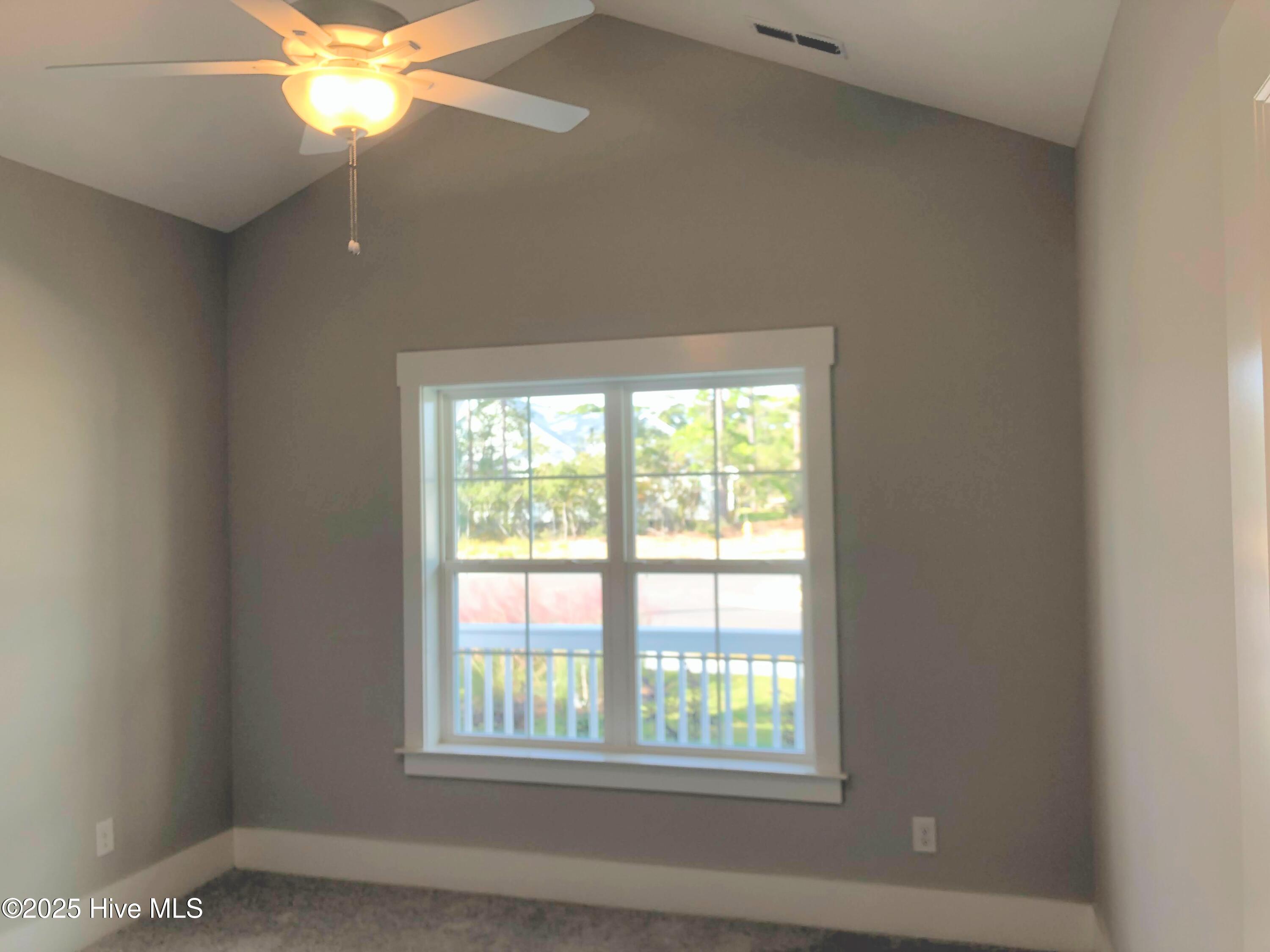 100492492 | Photo 22