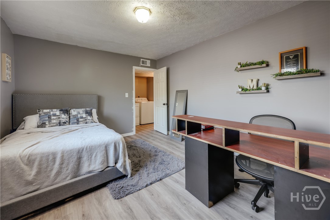 200 Scandia Circle 5