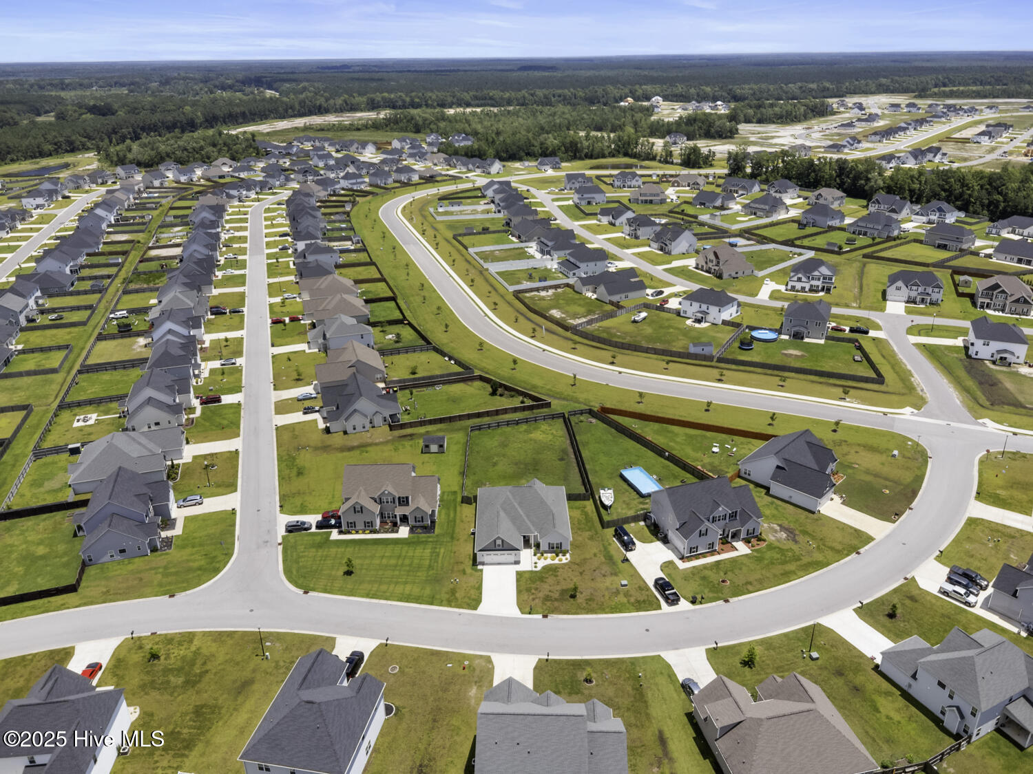 100513271 | Photo 34