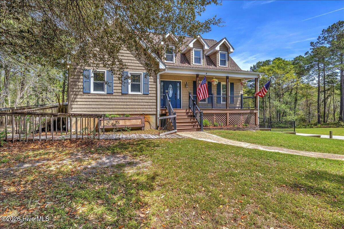 100566130 | Photo 46