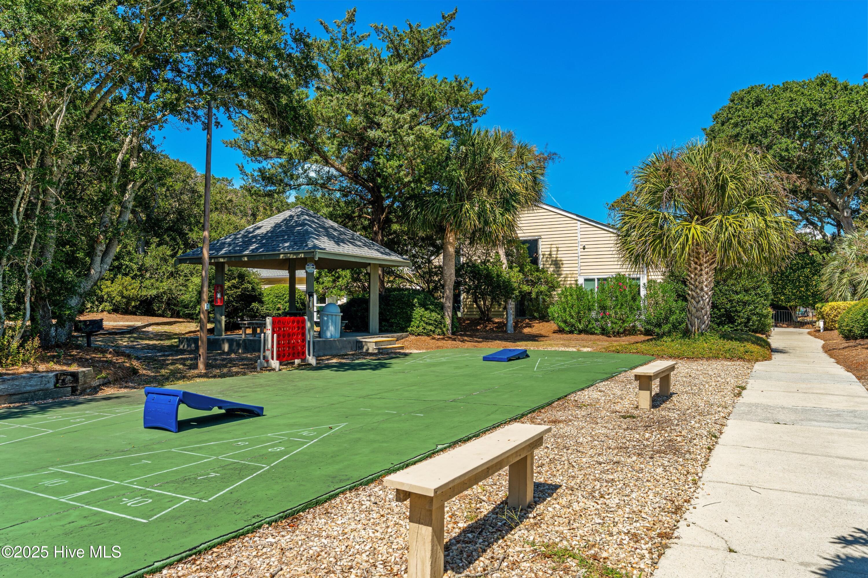 100532800 | Photo 44