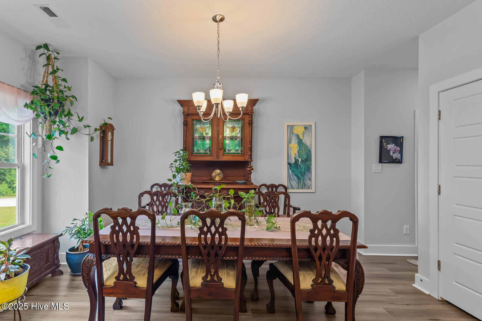 100544097 | Photo 10