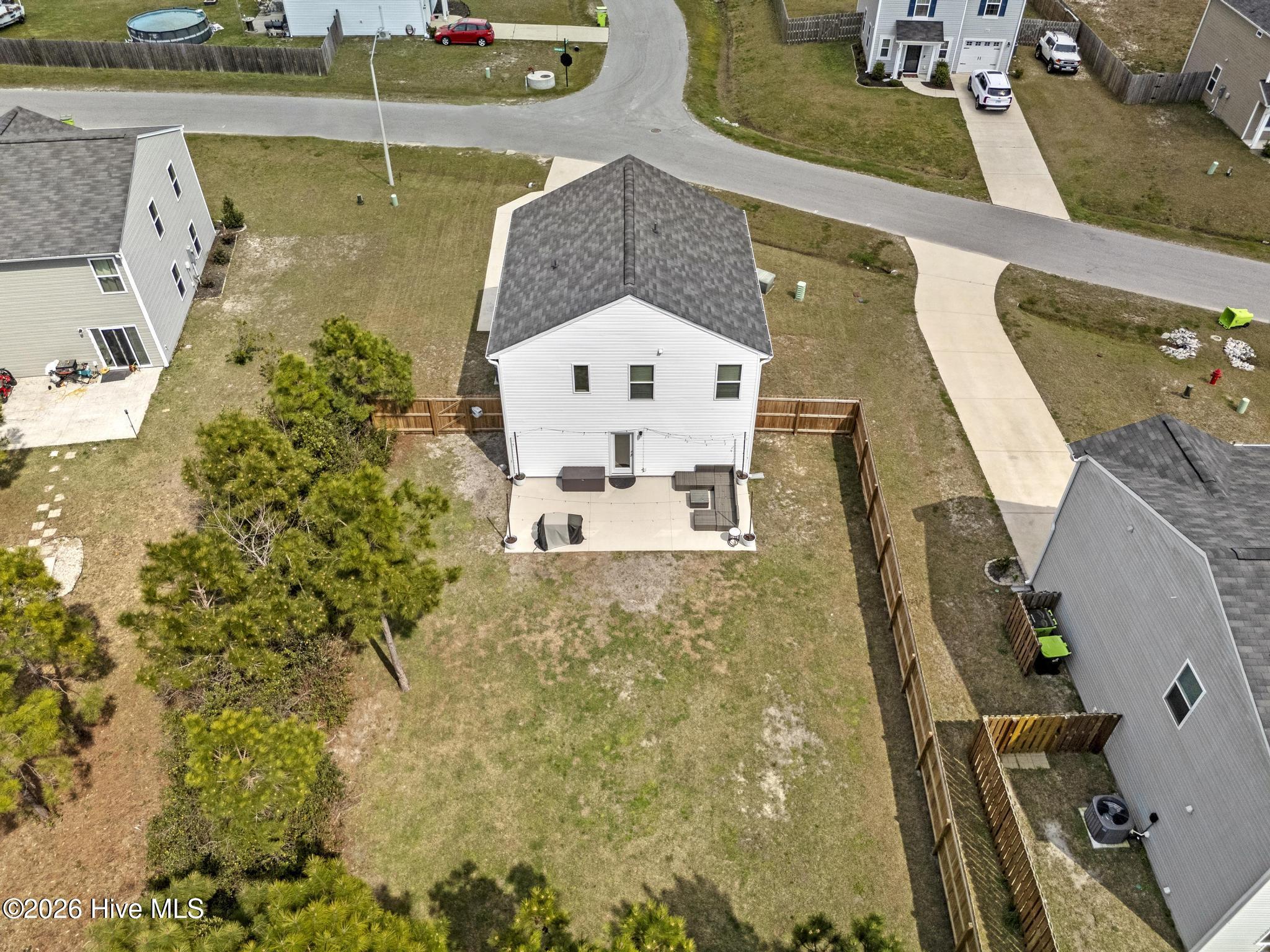 100565609 | Photo 30