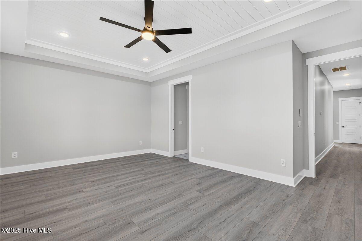 100541548 | Photo 30