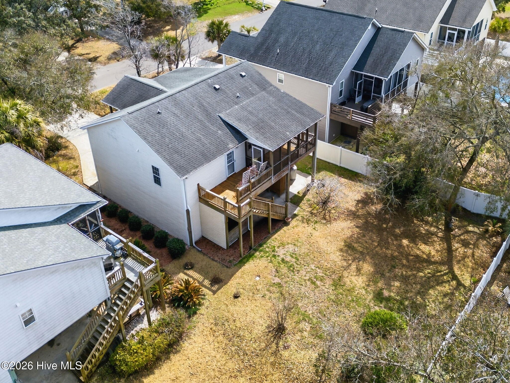 100558532 | Photo 58